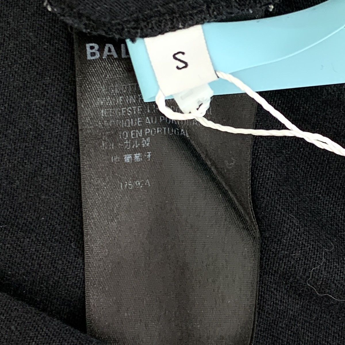 Balenciaga Balenciaga Black Logo Embroidered Short Sleeve T-shirt K26WX Size US S / EU 44-46 / 1 - 6 Thumbnail