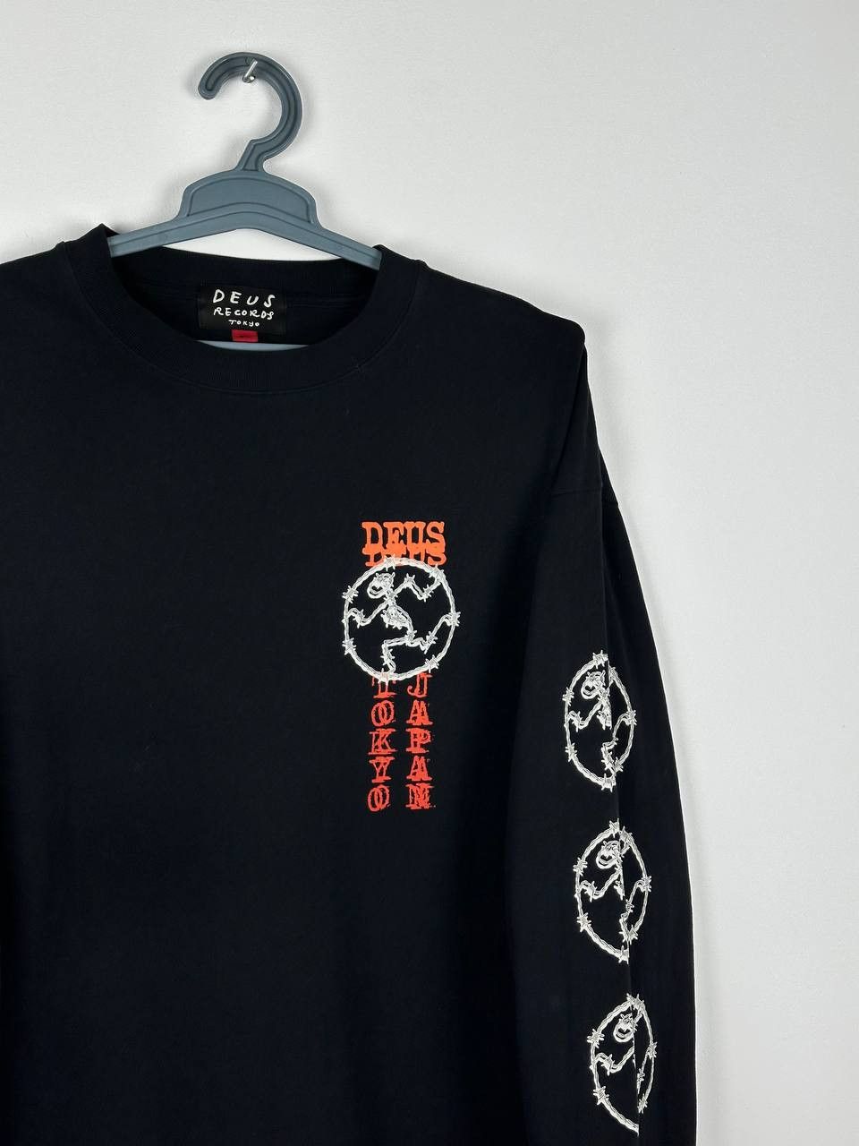 Deus Ex Machina Deus Ex Records Machina Encryption Longsleeve T Shirt Size US L / EU 52-54 / 3 - 4 Thumbnail