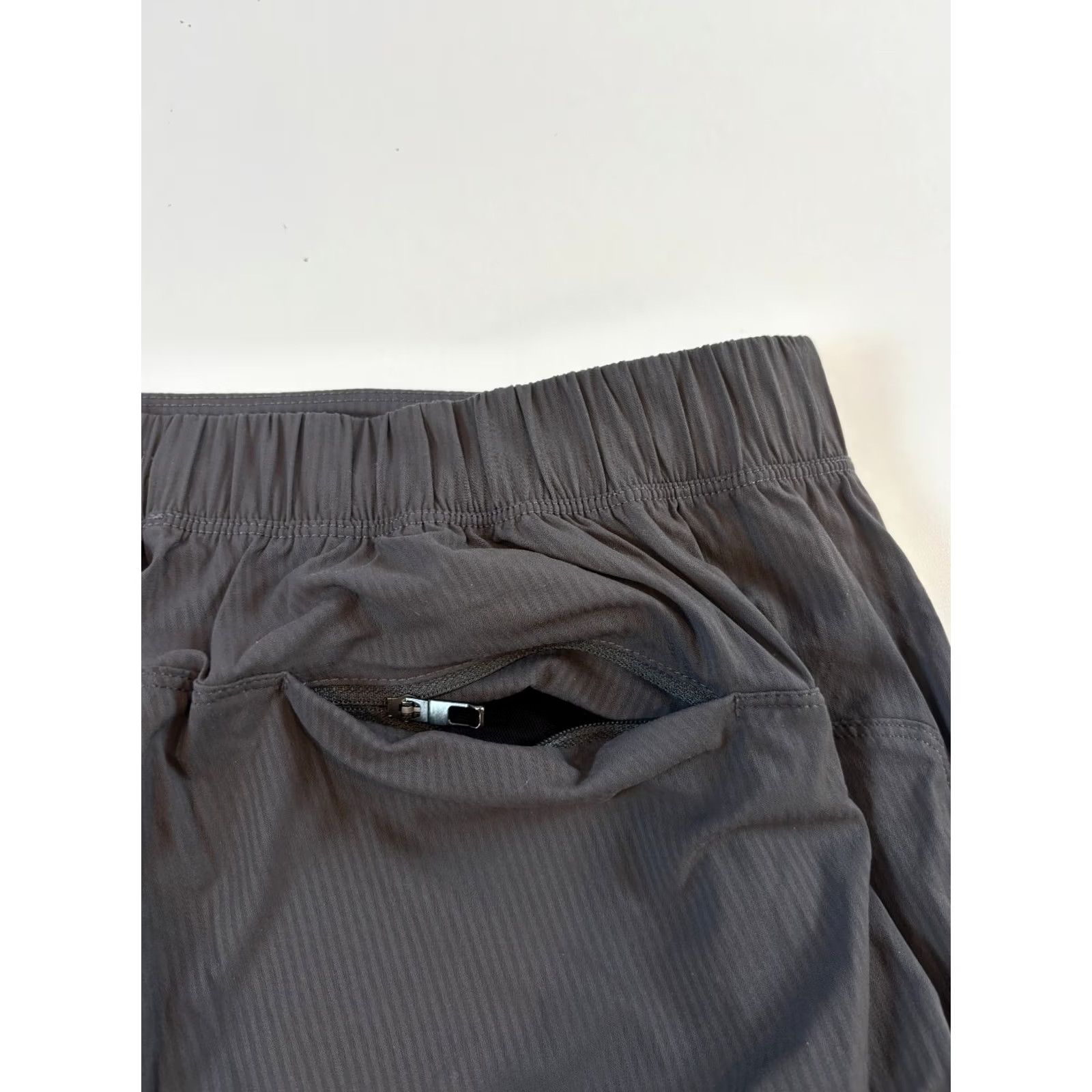 Lululemon Lululemon Joggers Men's XL Gray Sweatpant Casual Gym Training Stretch Workout Size US 36 / EU 52 - 7 Thumbnail
