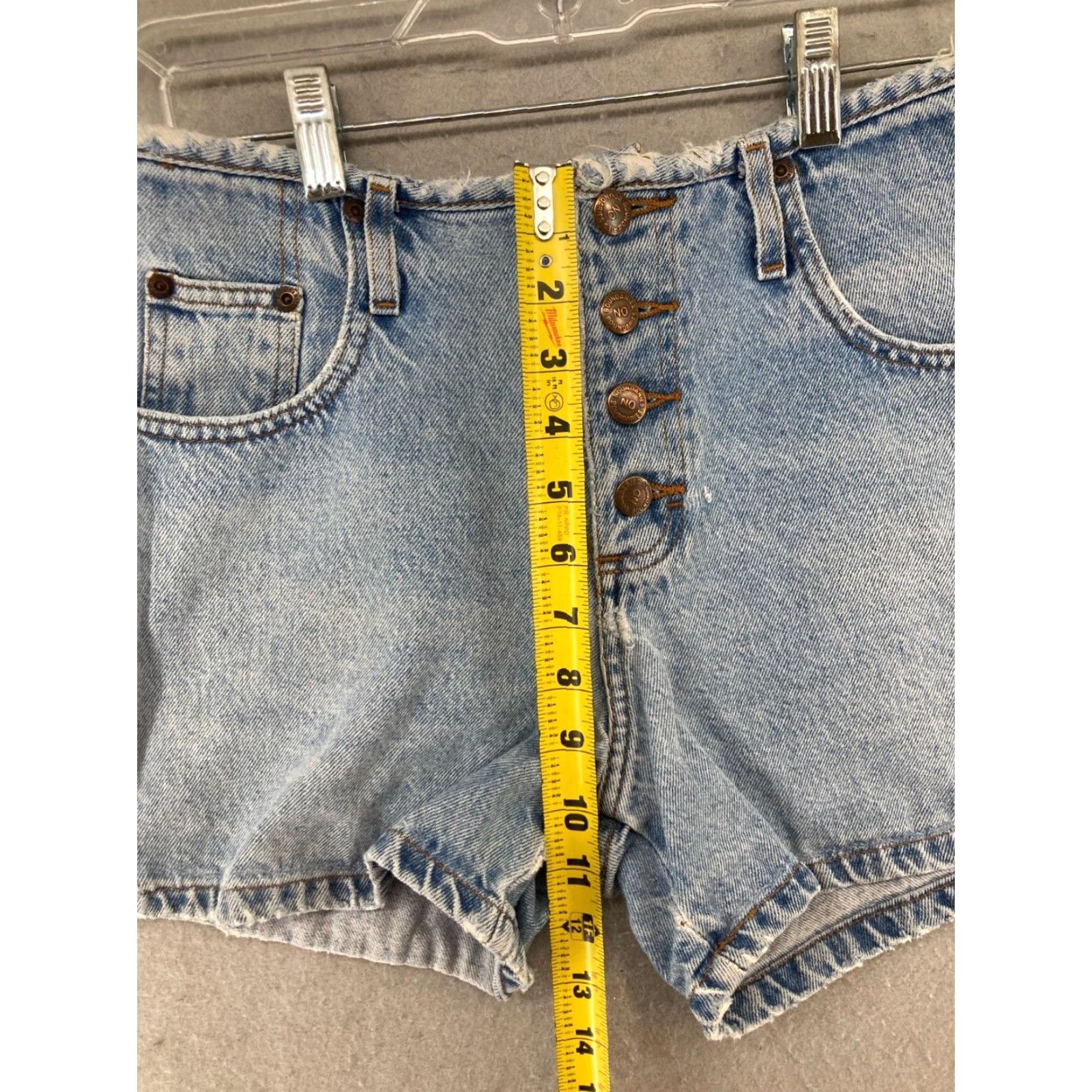 Vintage No Boundaries Womens Jean Shorts 5 Vintage Y2K Button Fly Hi Rise Distressed Size 27" / US 4 / IT 40 - 4 Thumbnail