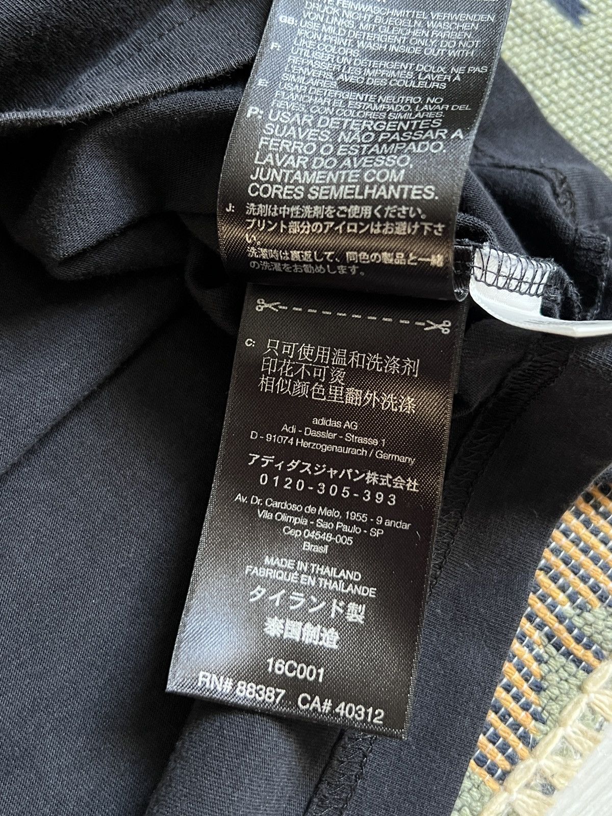 Yohji Yamamoto Y-3 x Adidas Yohji Yamamoto T-shirt Size US S / EU 44-46 / 1 - 12 Thumbnail