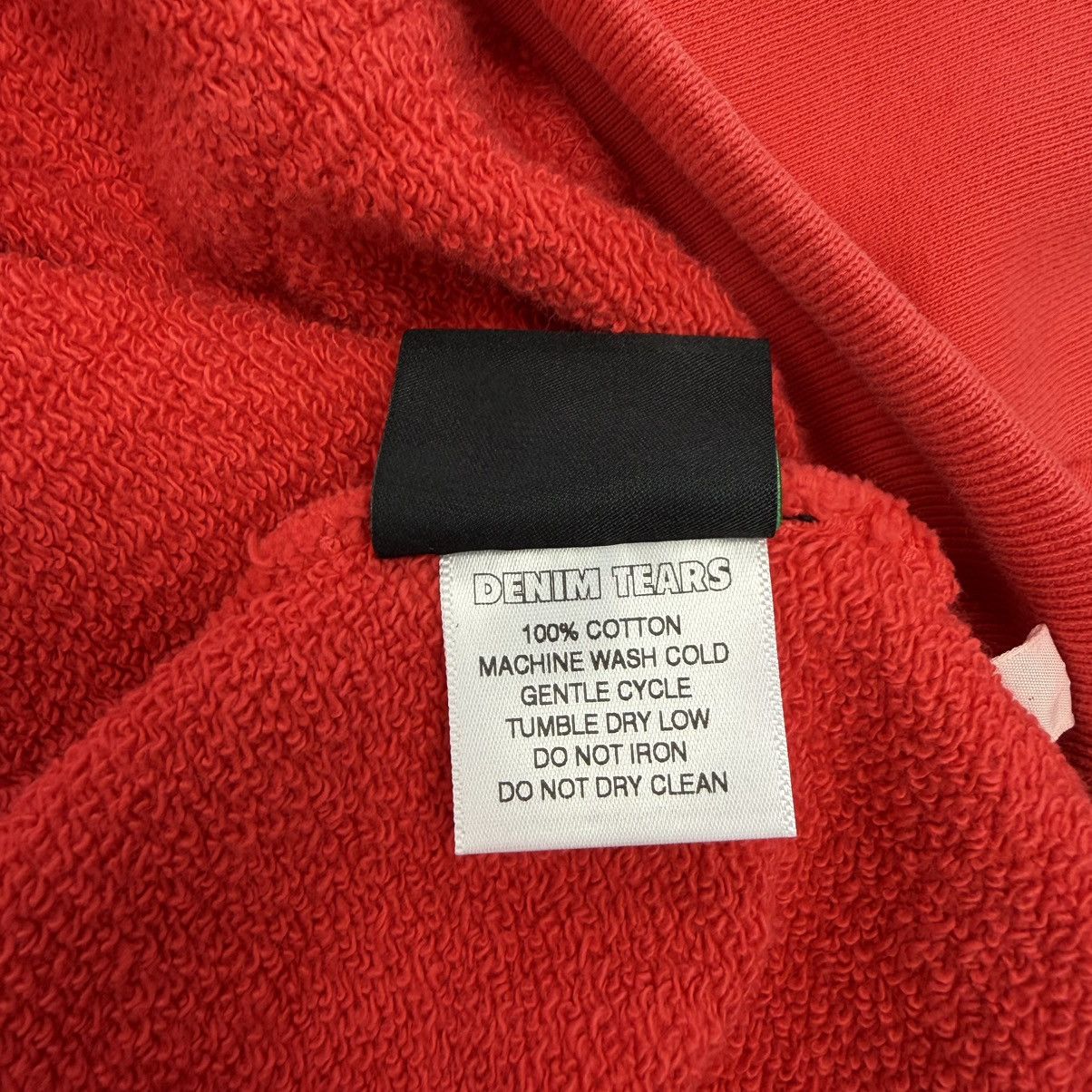 DENIM TEARS Denim Tears Embroidered Logo Hoodie Red Size US L / EU 52-54 / 3 - 7 Thumbnail