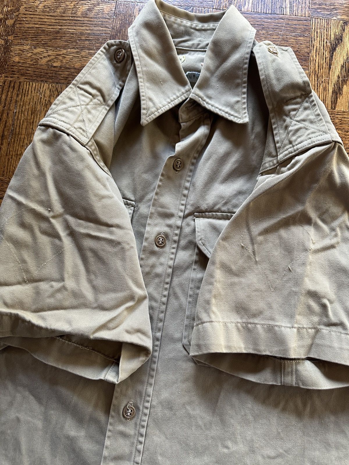 Vintage Vintage 60s US Military Sateen Short Sleeve Button Up Shirt Size US M / EU 48-50 / 2 - 7 Thumbnail