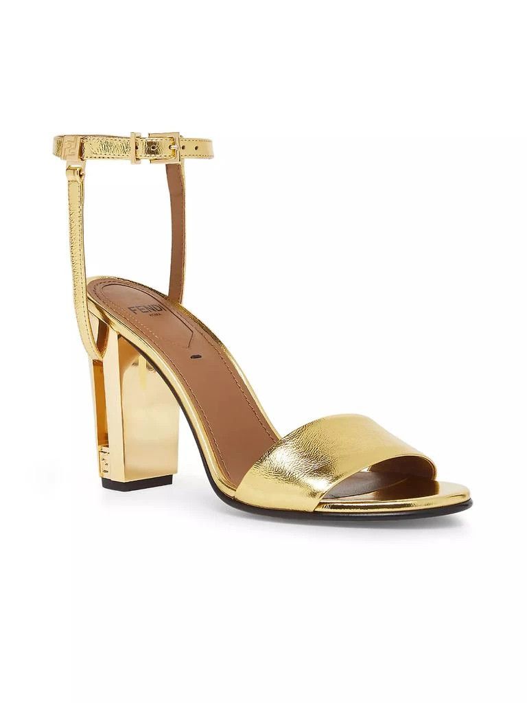 o1s1wg110825 Delfina in Golden