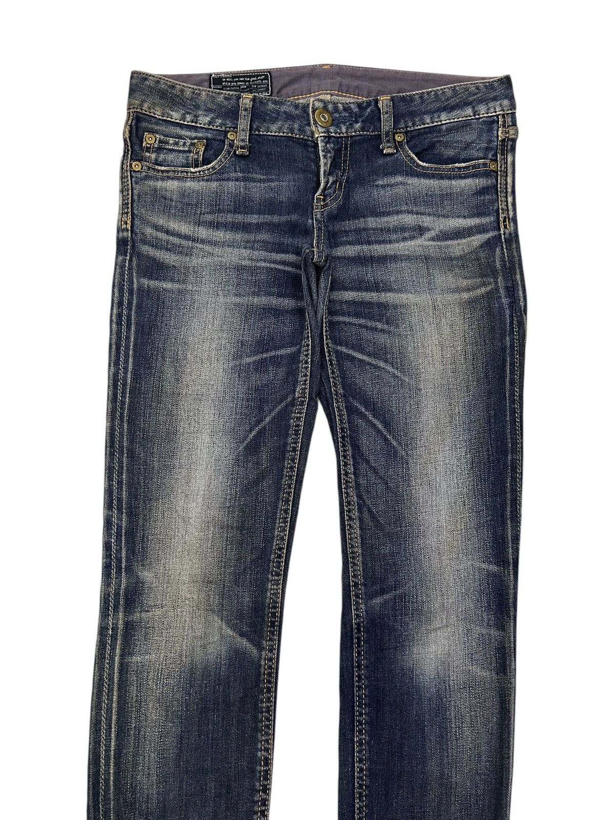 Japanese Brand × Vintage Vintage Japanese Sly Jeans Blue Wash Skinny Fit Denim Size US 30 / EU 46 - 1 Thumbnail