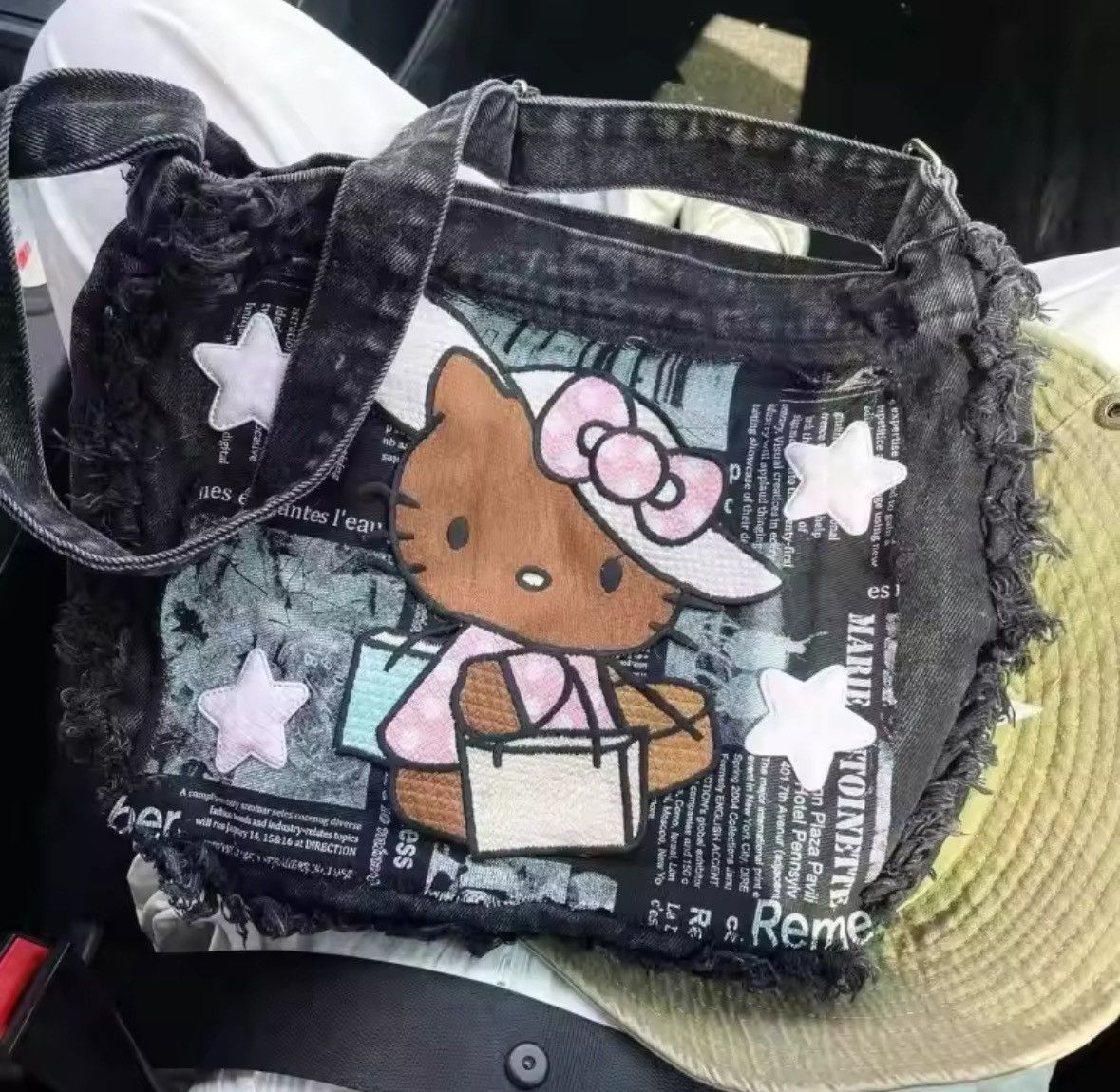 Japanese Brand Hello Kitty Womens Shoulder Bag Denim Embroidery Harajuku Size ONE SIZE - 1 Thumbnail