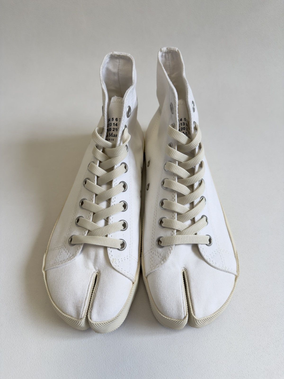 Maison Margiela White Canvas High Top Tabi Sneakers Size US 9 / EU 42 - 2 Thumbnail