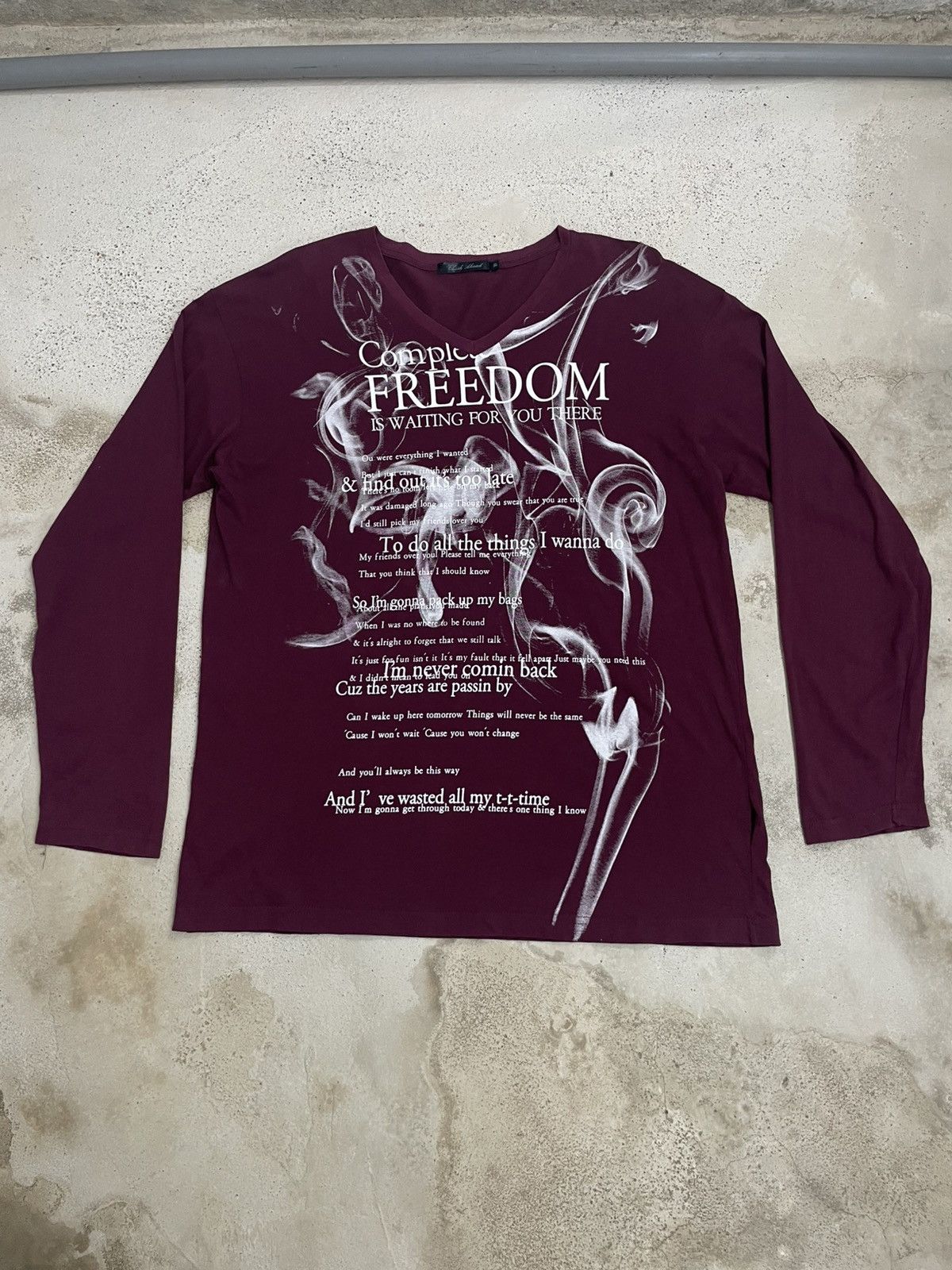 Clash Ahead Smoke Word Complete Freedom Y2K Hysteric Style