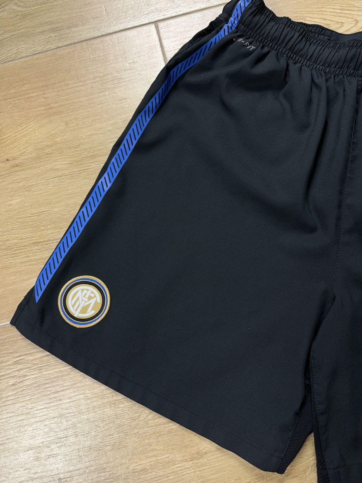 Nike × Vintage Nike Inter Milan Soccer Shorts Size US 29 - 2 Thumbnail