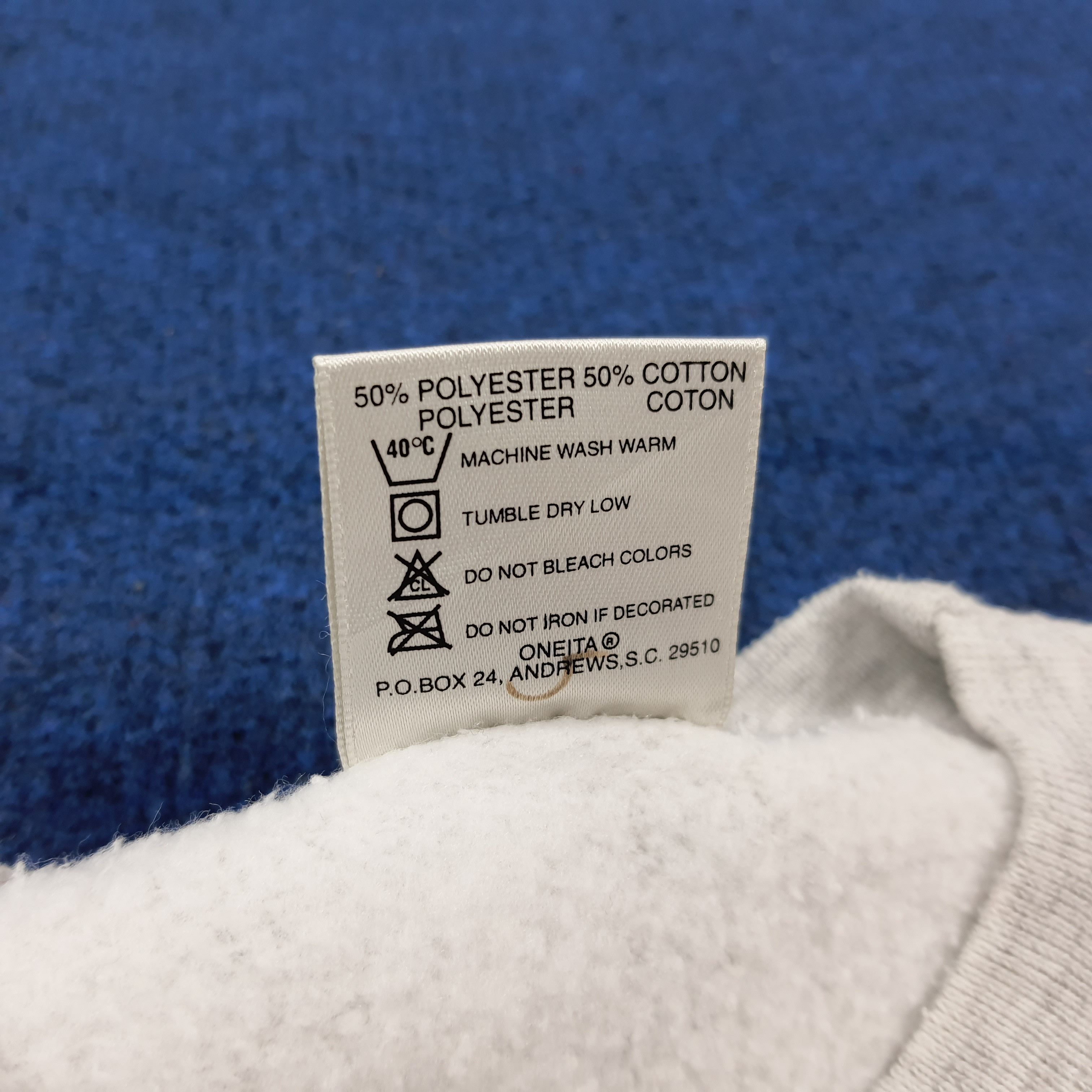 Vintage Vintage ONEITA American Express Sweatshirt Size US S / EU 44-46 / 1 - 6 Thumbnail