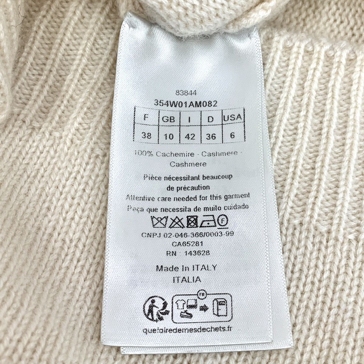Dior Dior Beige Cashmere Crew Neck Sleeveless Knit Vest K26WX Size XS / US 0-2 / IT 36-38 - 6 Thumbnail