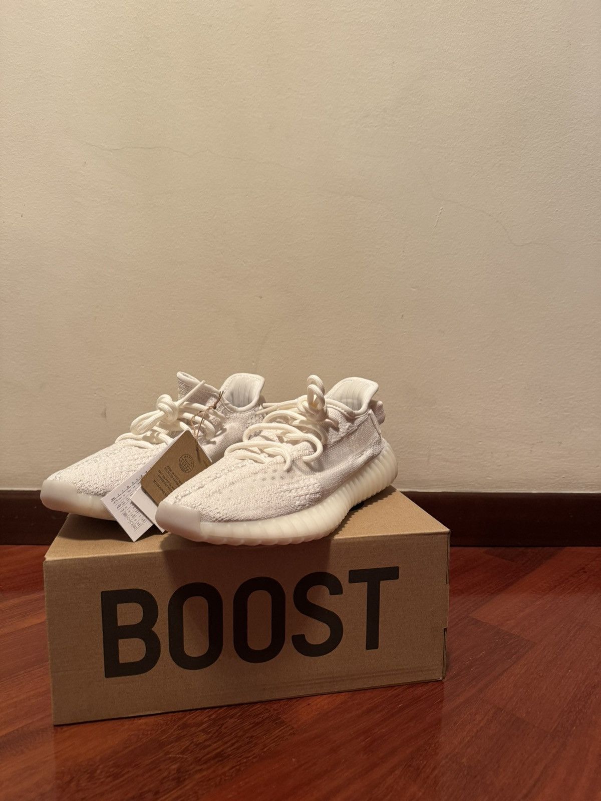 Adidas Yeezy boost 350 V2 Size US 7.5 / IT 37.5 - 1 Thumbnail