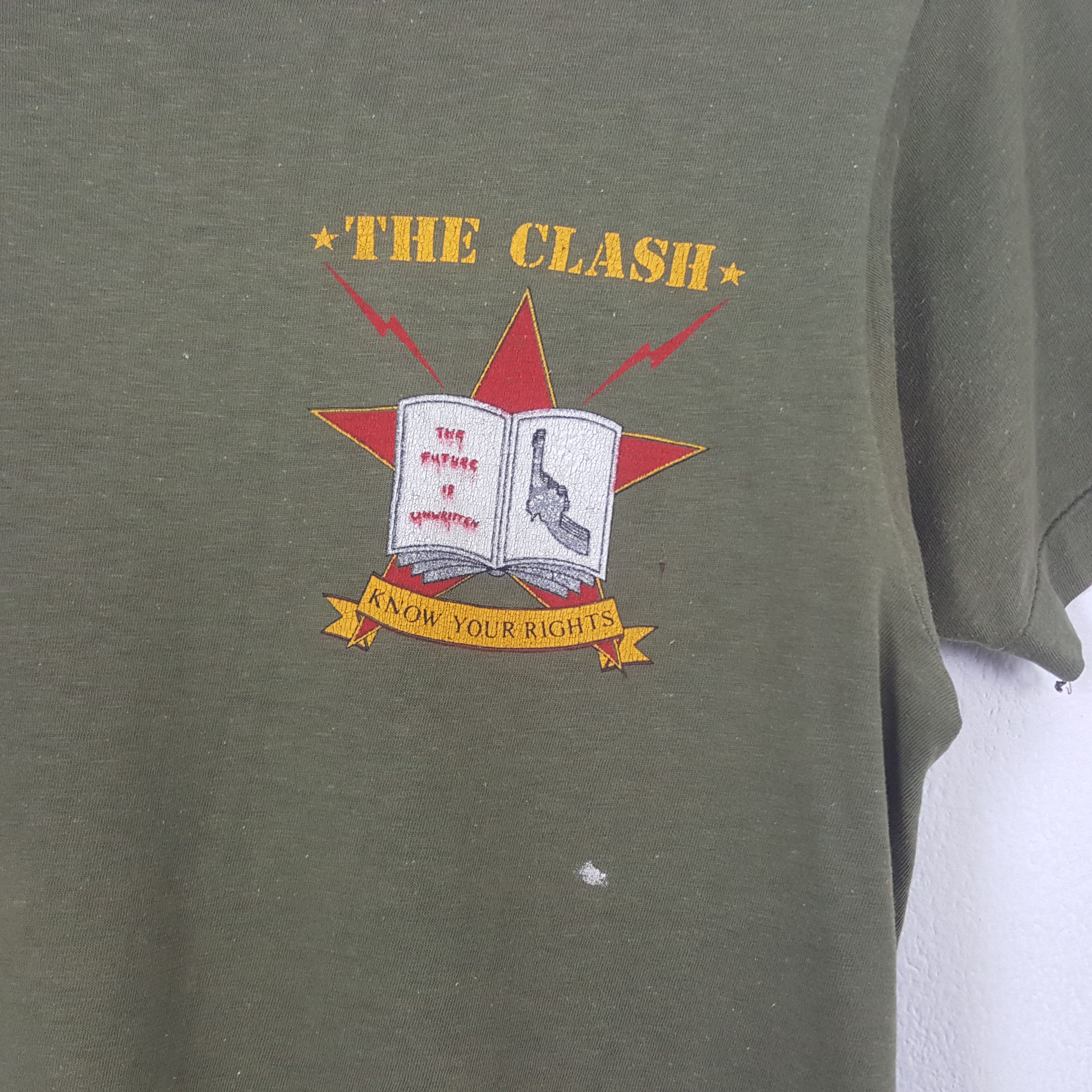 Band Tees Vintage The Clash 80's English Rock Band Tshirt 32 Size US S / EU 44-46 / 1 - 4 Thumbnail