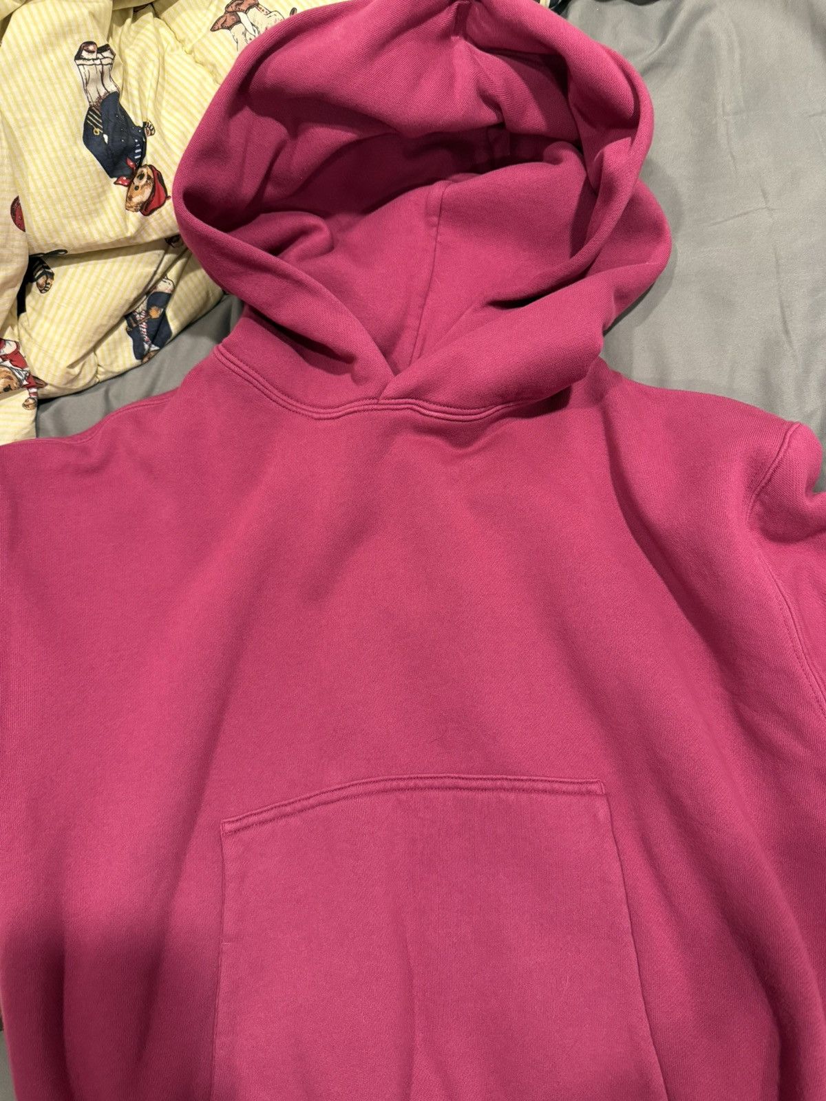 Deals Yeezy Gap YZY Magenta Pink Hoodie Size Medium Kanye West Streetwear