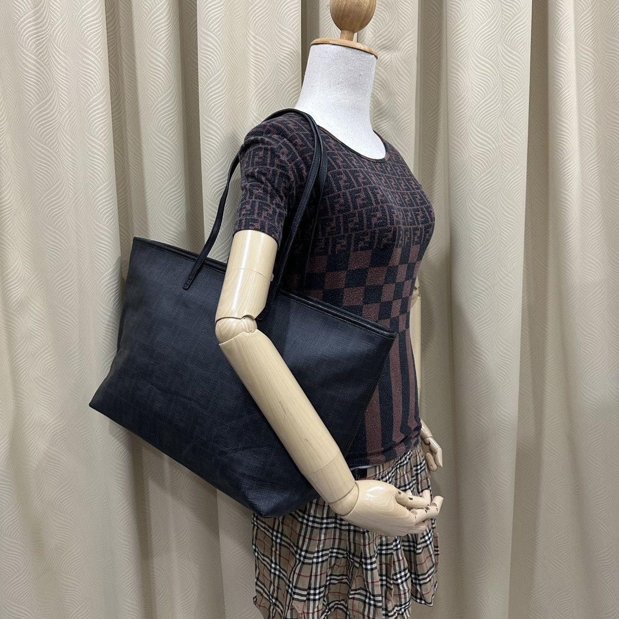 Fendi ‼️LASTDROP‼️ FENDI ZUCCA FF PVC CANVAS TOTE BAG Size ONE SIZE - 1 Thumbnail