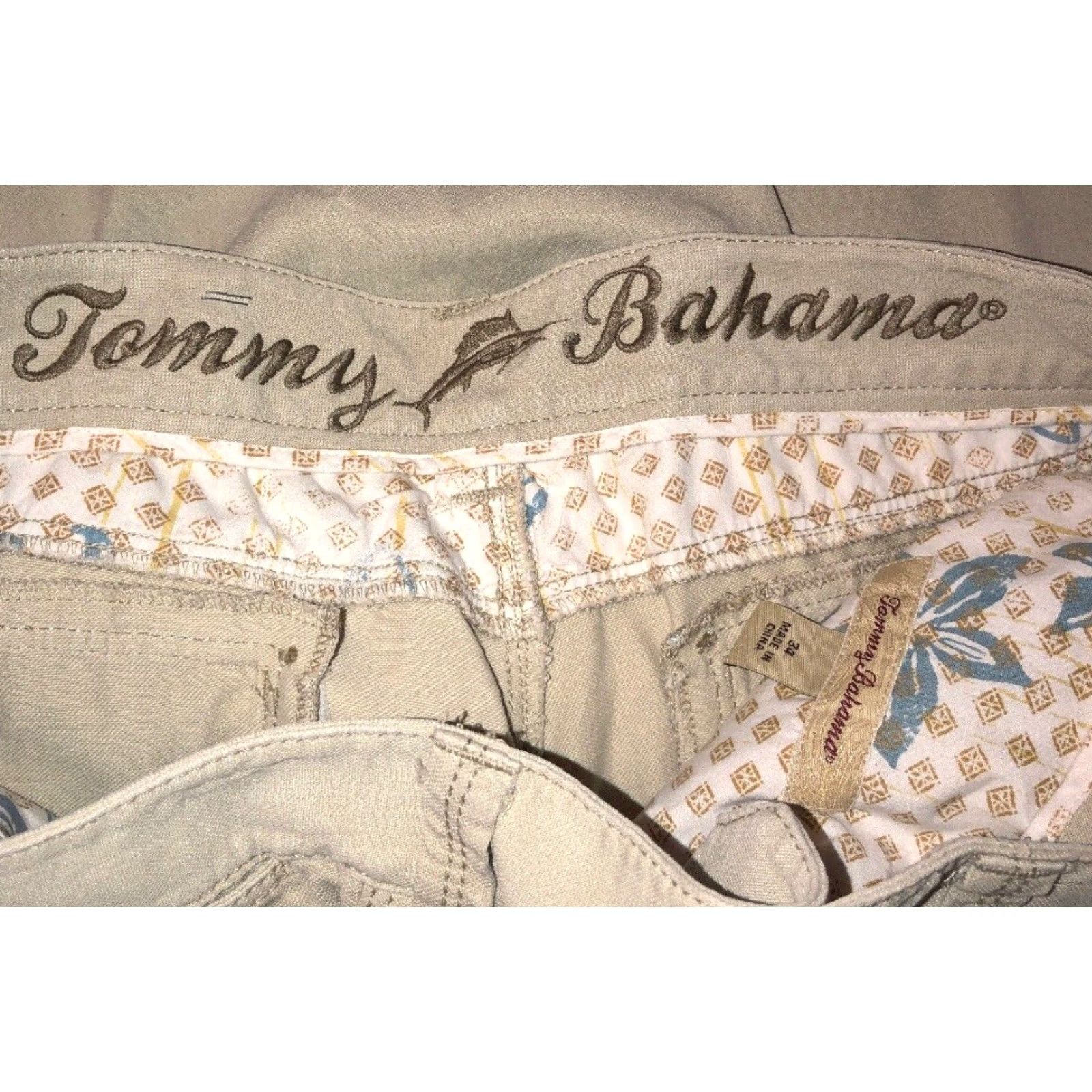 Tommy Bahama Tommy Bahama Mens Beige Golf Pants 34 Casual Regular Inseam 28 Men’s Golf Style Size 34 Beige Mens Size US 34 / EU 50 - 5 Thumbnail