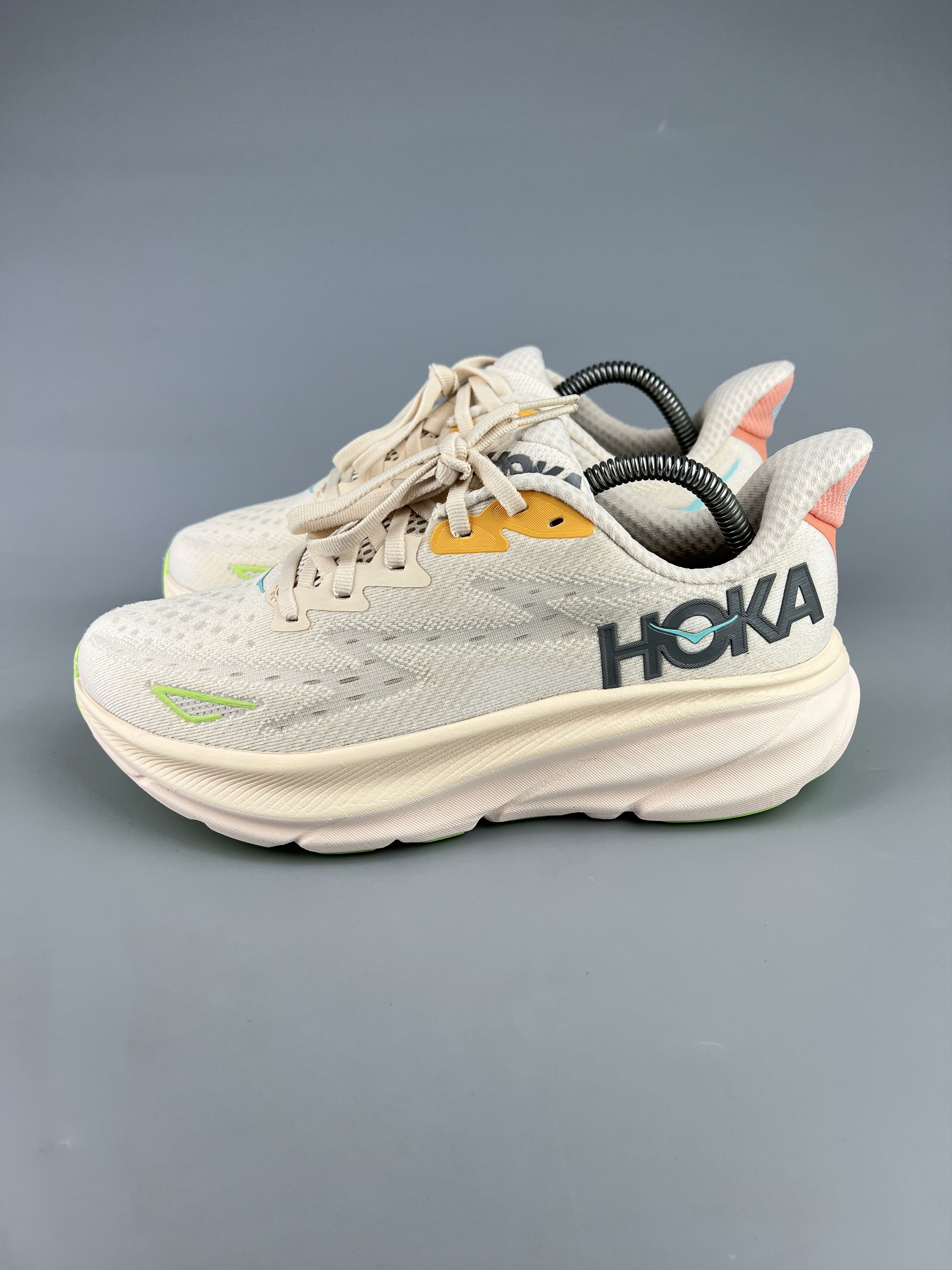 Hoka 8B Hoka One One Clifton 9 Running Shoes Size US 8 / IT 38 - 1 Thumbnail