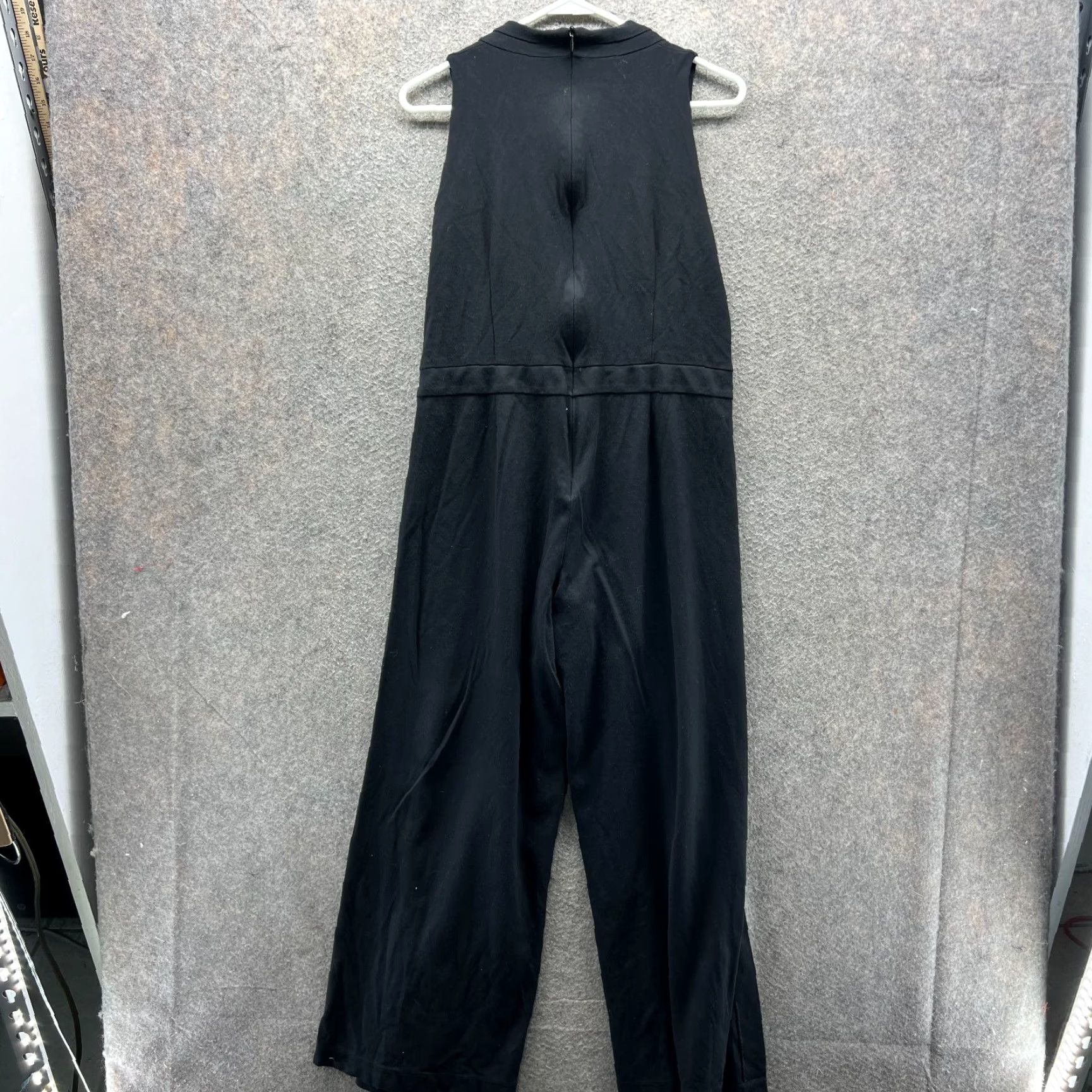 Vintage VINTAGE? No. Lafayette 148 New York Jumpsuit Womens Medium Black Sleeveless V-Neck Wide Leg Size 32" / US 10 / IT 46 - 2 Thumbnail