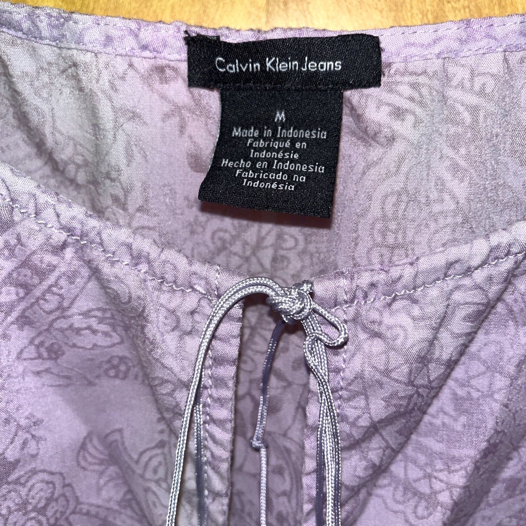 Vintage CALVIN KLEIN JEANS Women Purple Paisley Short Sleeve Blouse Medium Size M / US 6-8 / IT 42-44 - 3 Thumbnail