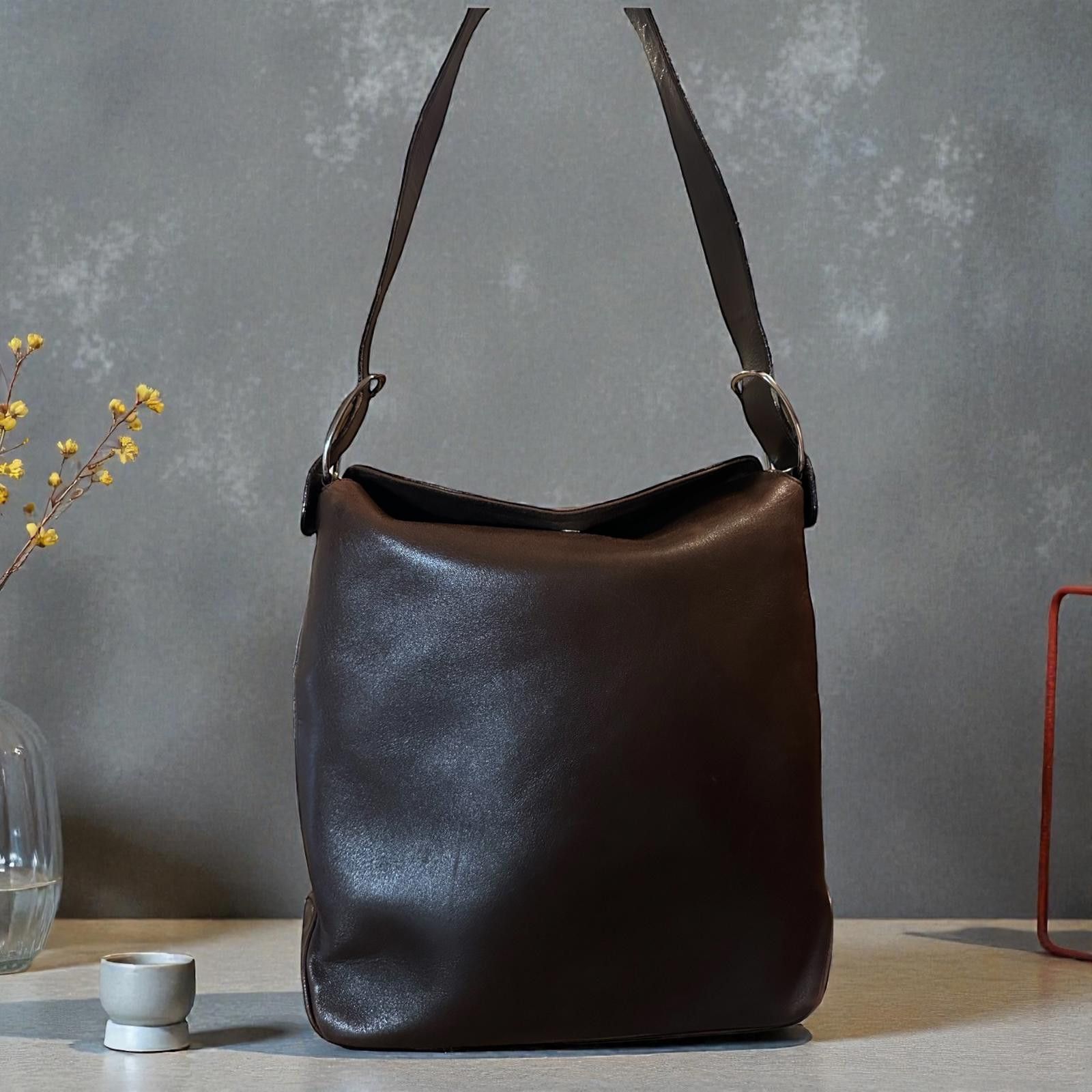 Salvatore Ferragamo Ferragamo Classic Brown Leather Shoulder Bag Size ONE SIZE - 1 Thumbnail