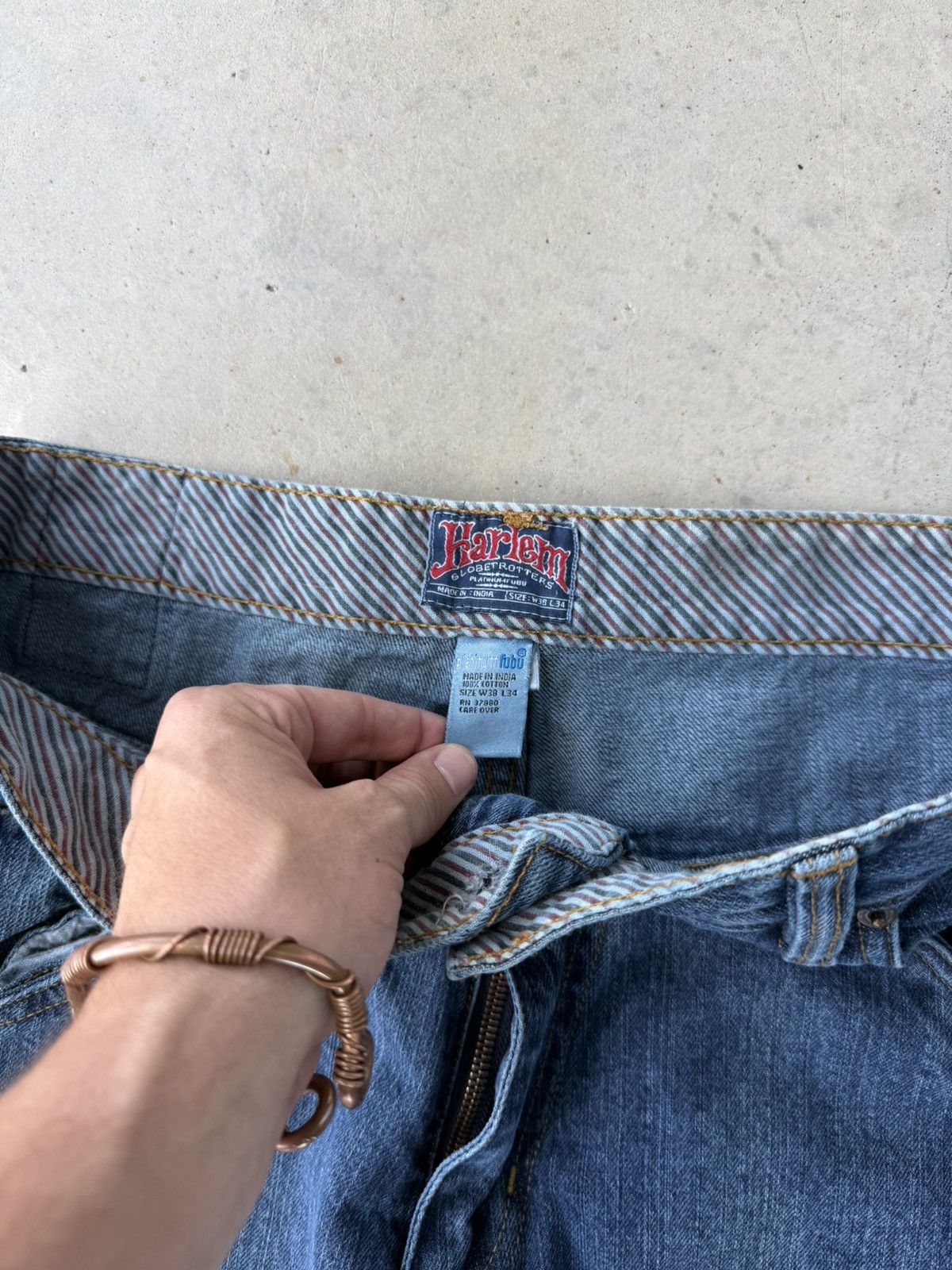 Fubu Vintage Y2K Fubu Halen Globetrotter Baggy Denim Jeans Size US 36 / EU 52 - 8 Thumbnail