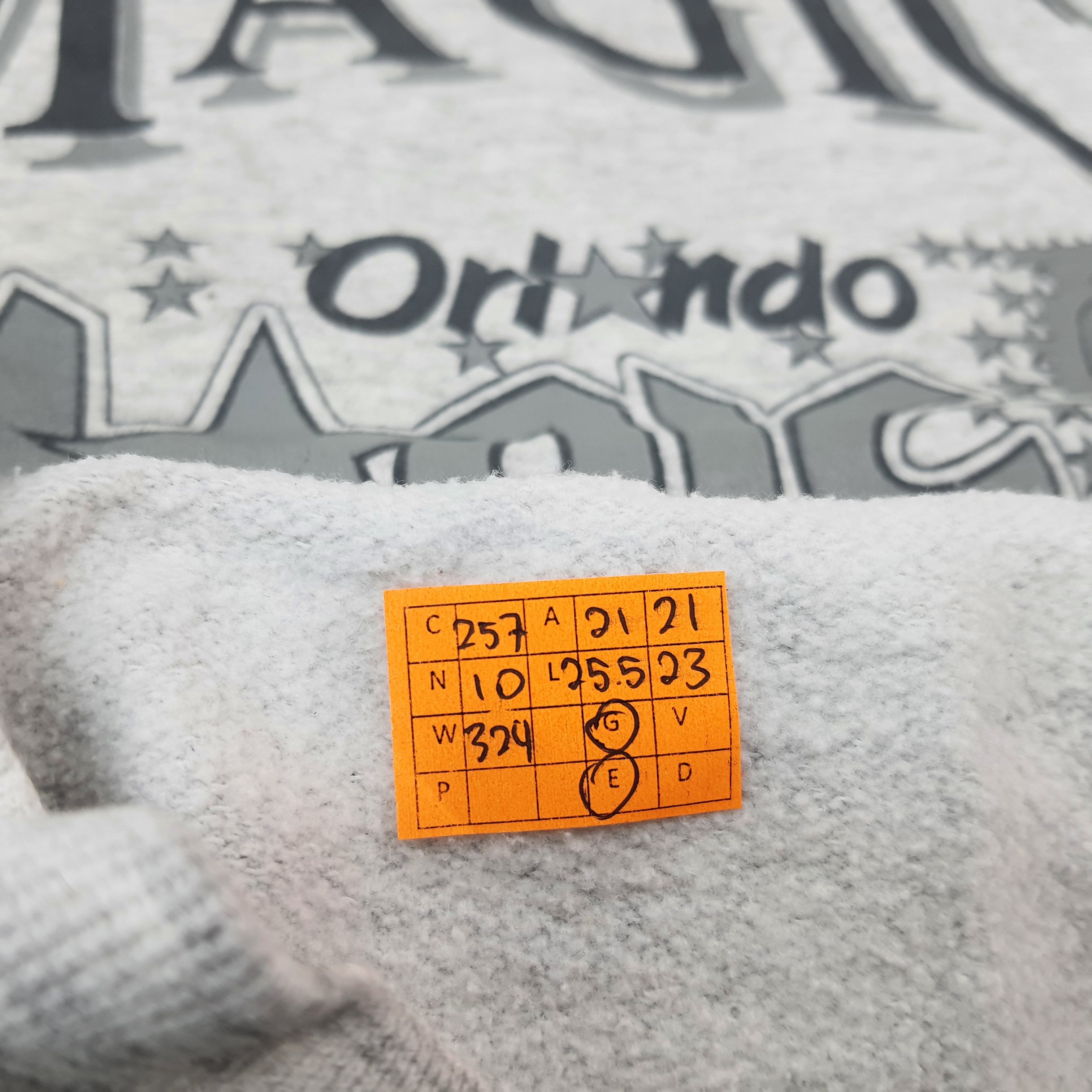 Tultex Vintage Orlando Magic Basketball Team Sweatshirt C257N10 Size US M / EU 48-50 / 2 - 6 Thumbnail