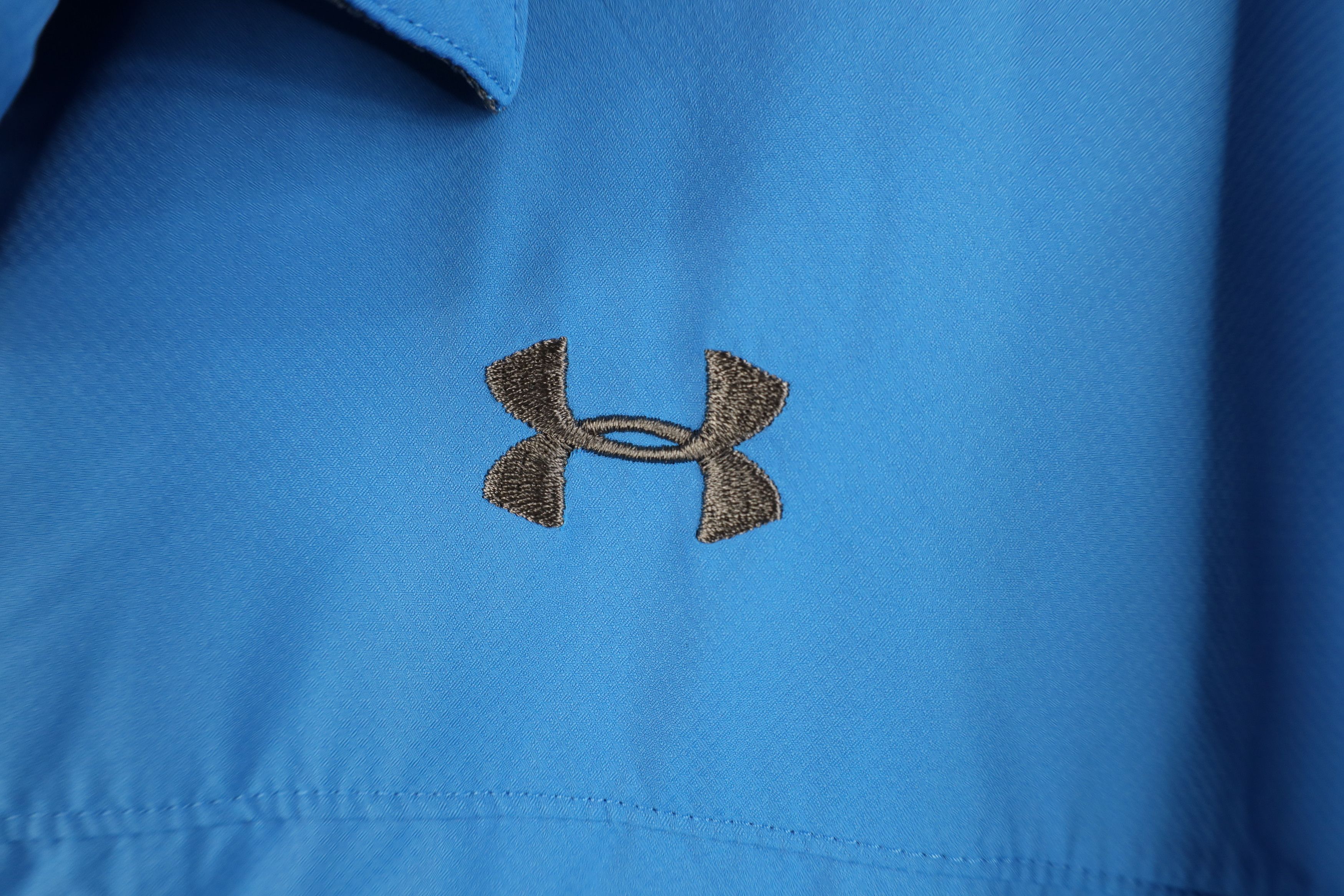 Under Armour Under Armour Woven Short Sleeve Collared Button Shirt Size US XXL / EU 58 / 5 - 4 Thumbnail