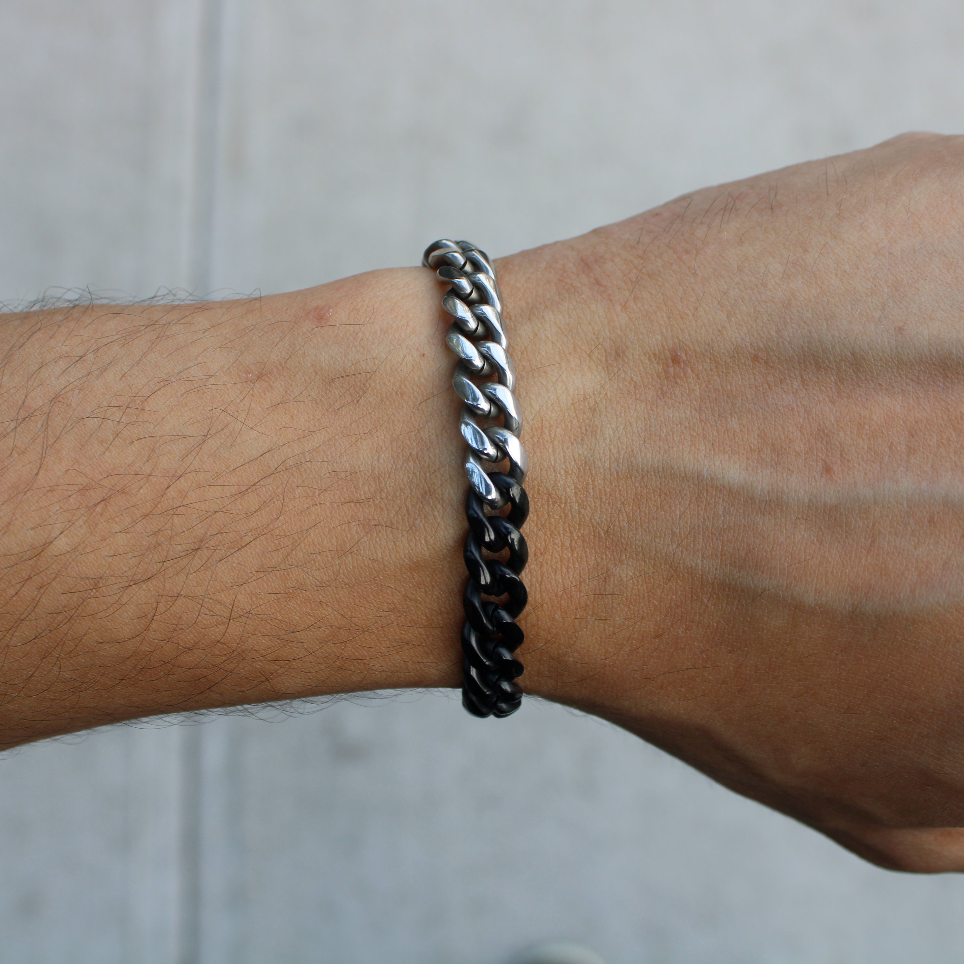 Jewelry Silver/Black 8mm Cuban Link Bracelet 7" 8" Size ONE SIZE - 1 Thumbnail