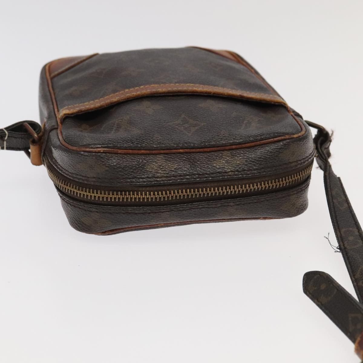 Louis Vuitton LOUIS VUITTON Monogram Danube Shoulder Bag M45266 Size ONE SIZE - 14 Thumbnail