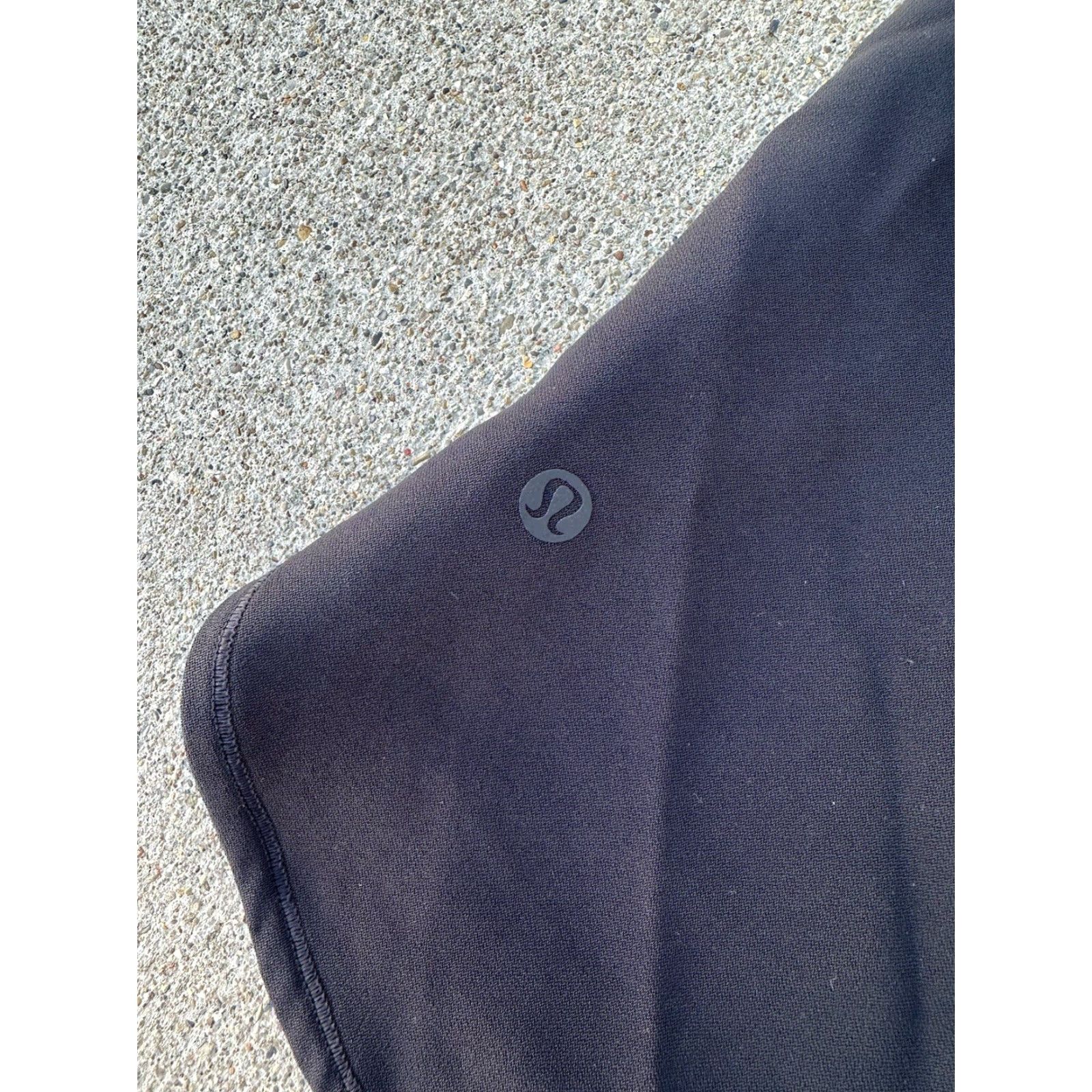 Lululemon Lululemon Skirt Women Regular Size 4 Black Woven Polyester Athletic Athleisure Outdoor Sports On The Fly Size 27" / US 4 / IT 40 - 3 Thumbnail