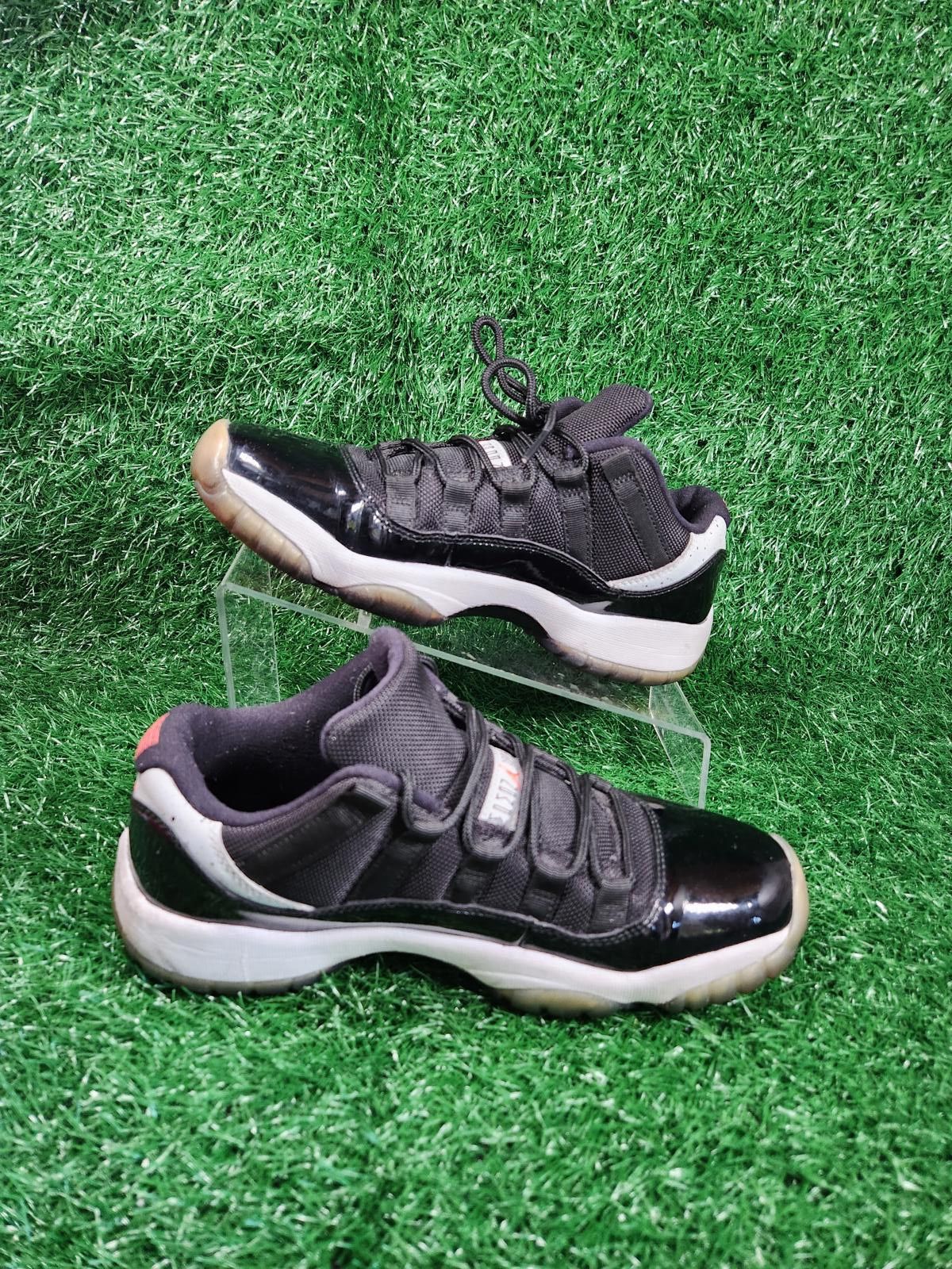 Jordan Brand Nike Air Jordan 11 528896-023 Black Shoes Size 6Y or 7.5W Size US 7.5 / IT 37.5 - 7 Thumbnail