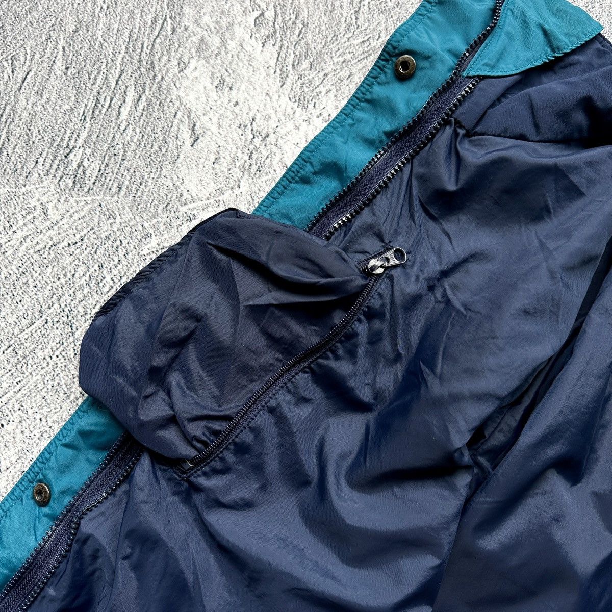 Columbia Vintage Women’s Nylon Jacket Columbia Blue Size: S Size S / US 4 / IT 40 - 8 Thumbnail