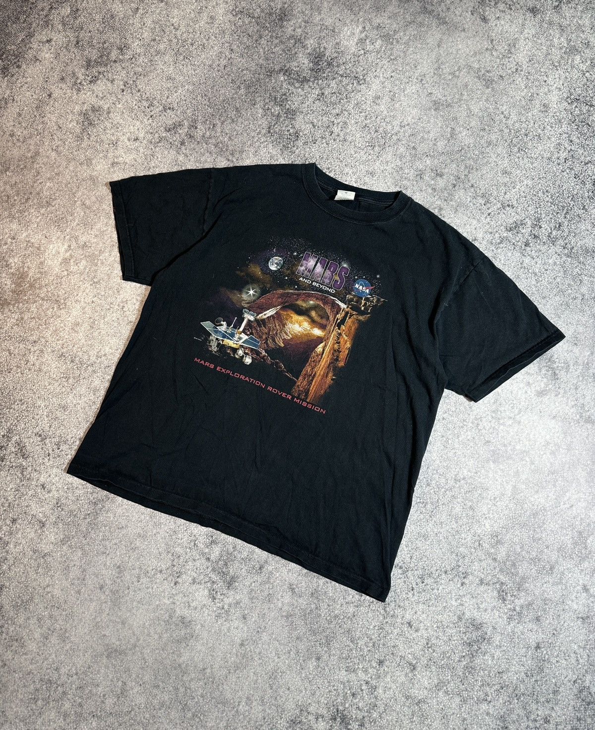 NASA × Vintage Vintage NASA Mars and Beyond 2003 Big Logo T-shirt XL USA Size US XL / EU 56 / 4 - 1 Thumbnail