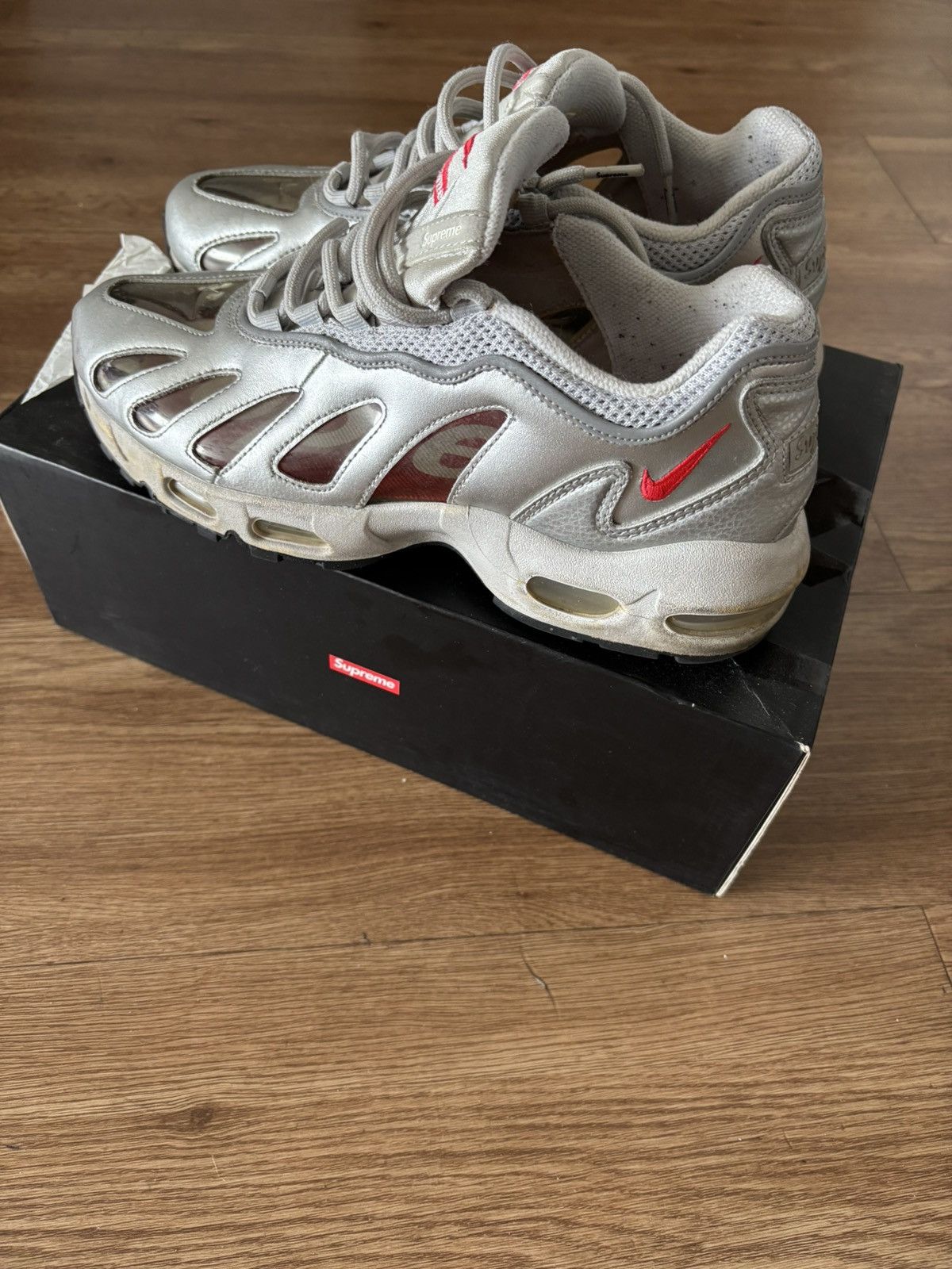 Nike × Supreme Supreme Nike Air Max 96 (Silver Bullet) Size US 9.5 / EU 42-43 - 3 Thumbnail