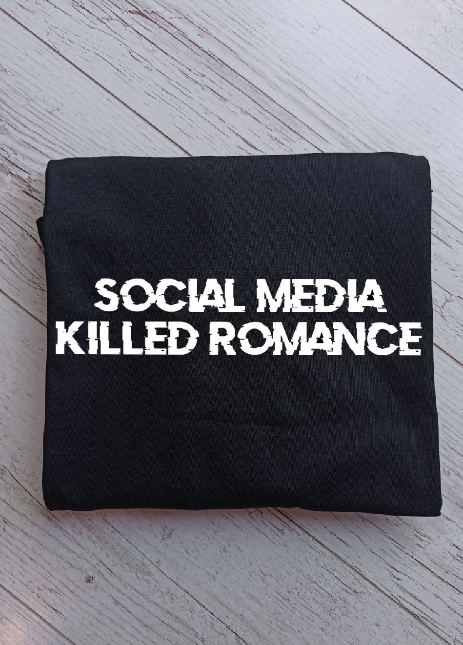 Vintage Brand New Social Media Killed Romance Graphic Tee - Size M Size US M / EU 48-50 / 2 - 2 Thumbnail