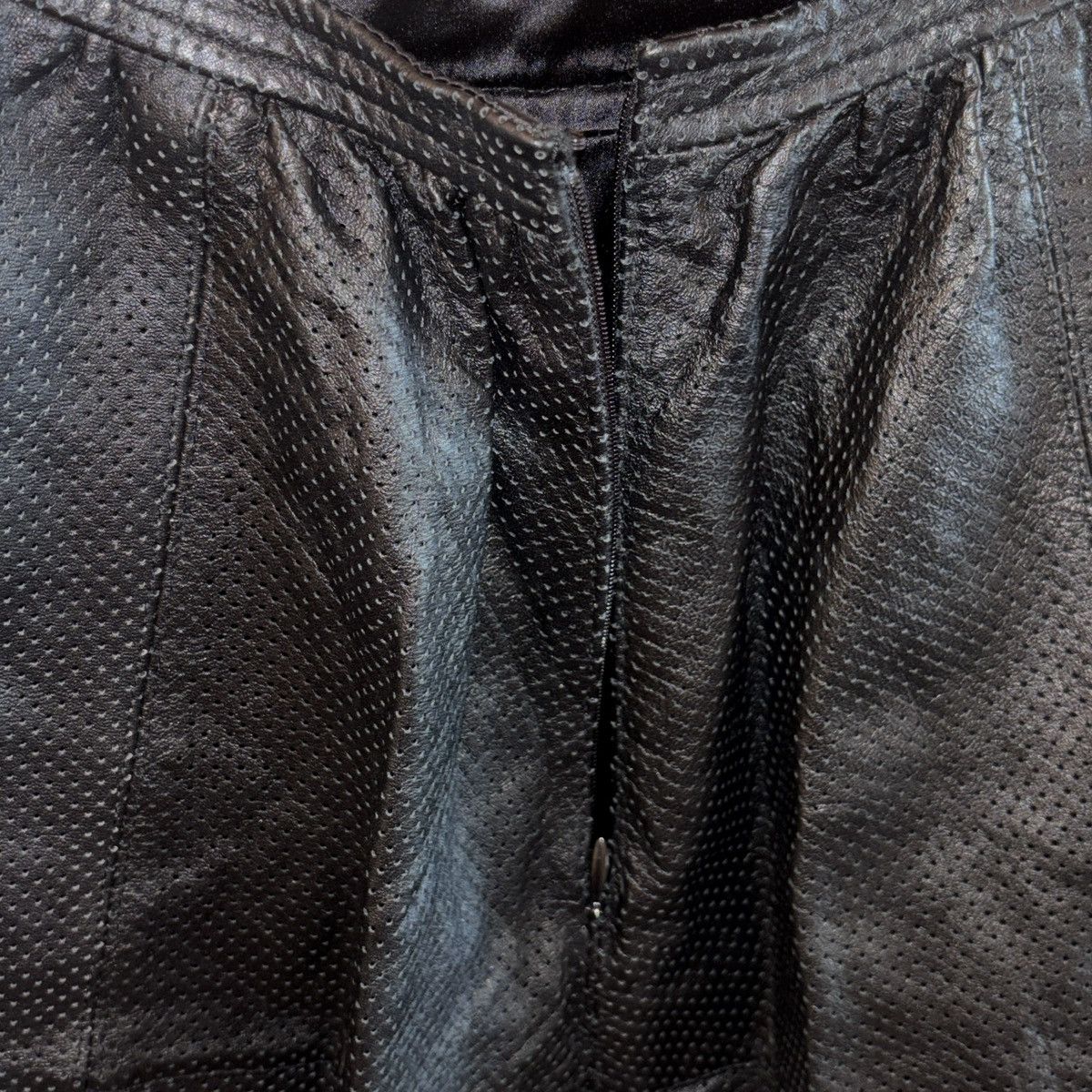 L'AGENCE Leather L'Agence Black Flared Mini Skirt Size 25" / US 0 / IT 36 - 6 Thumbnail
