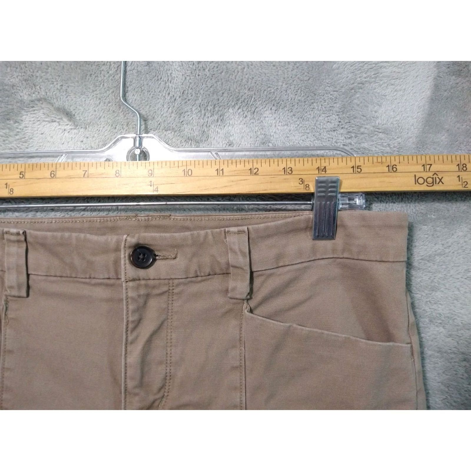 Duluth Trading Company Duluth Trading Co. Pants Womens 10x33 Beige Workday Warrior Chino Slim Leg Stretch Pants Slim Beige 10 Regular Women Mens Girls N/A Size 32" / US 10 / IT 46 - 3 Thumbnail