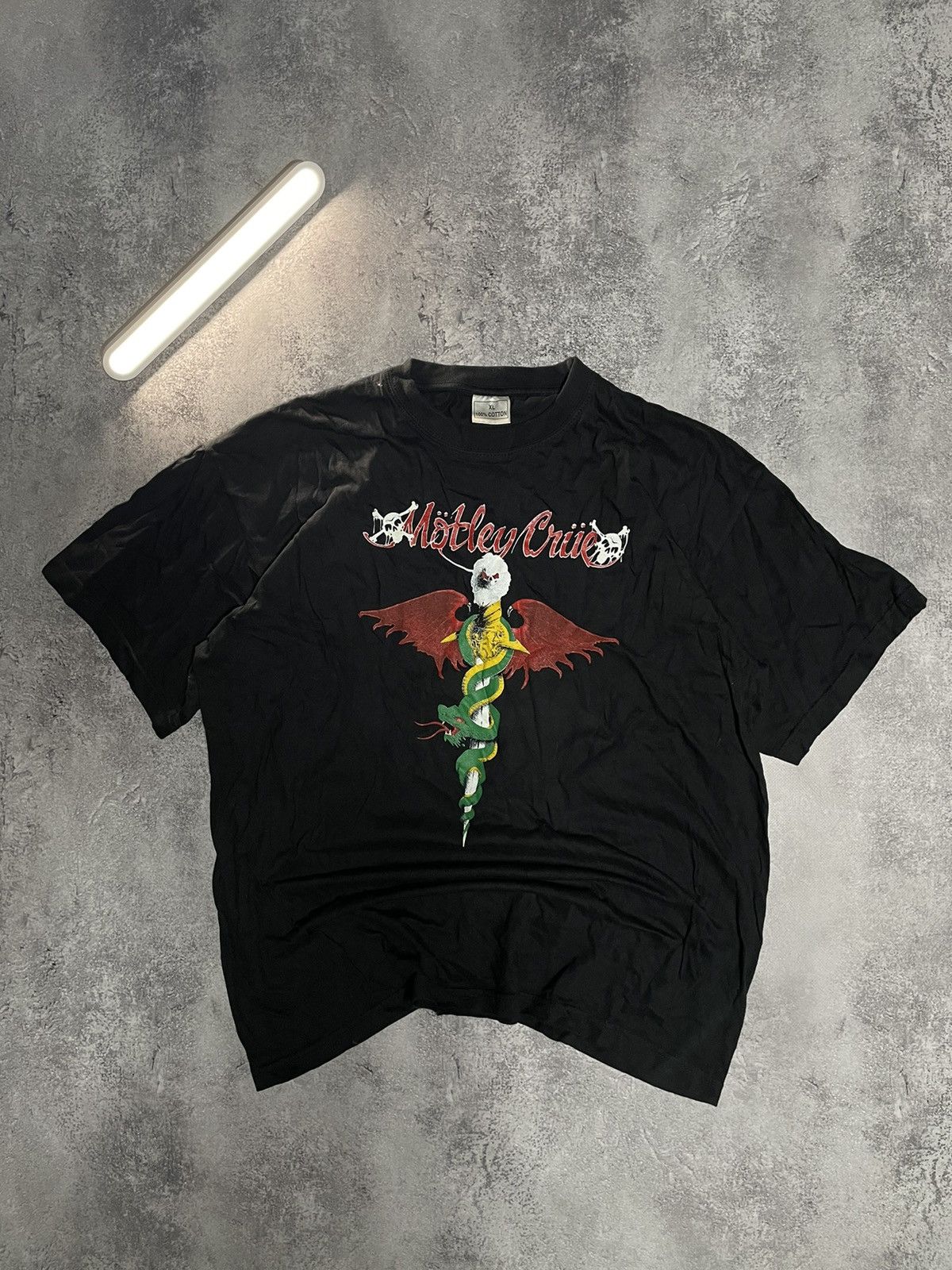 Band Tees Rare Vintage 90s Motley Crüe Dr. Feel Good OG Band Tee Size US XL / EU 56 / 4 - 1 Thumbnail