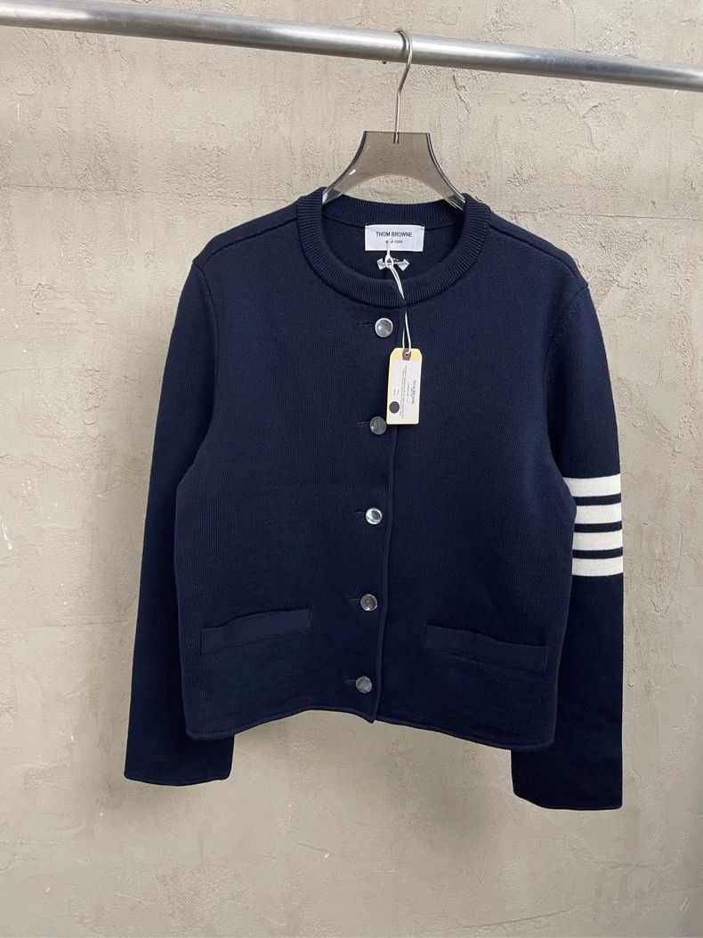 Thom Browne Thom browne Dark blue four-striped villain button knitted c Size M / US 6-8 / IT 42-44 - 1 Thumbnail