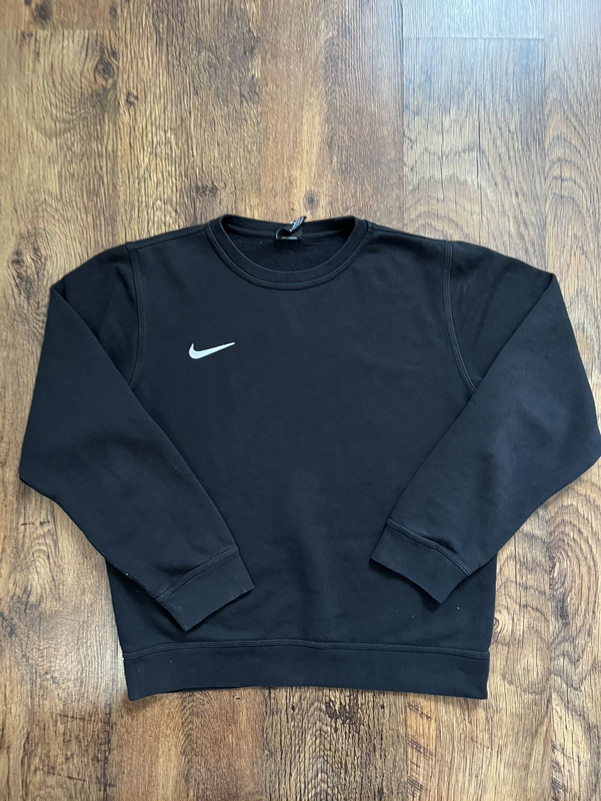 Nike × Vintage Nike crewneck hoodie black Y2k spellout center swoosh 90s Size US M / EU 48-50 / 2 - 4 Thumbnail