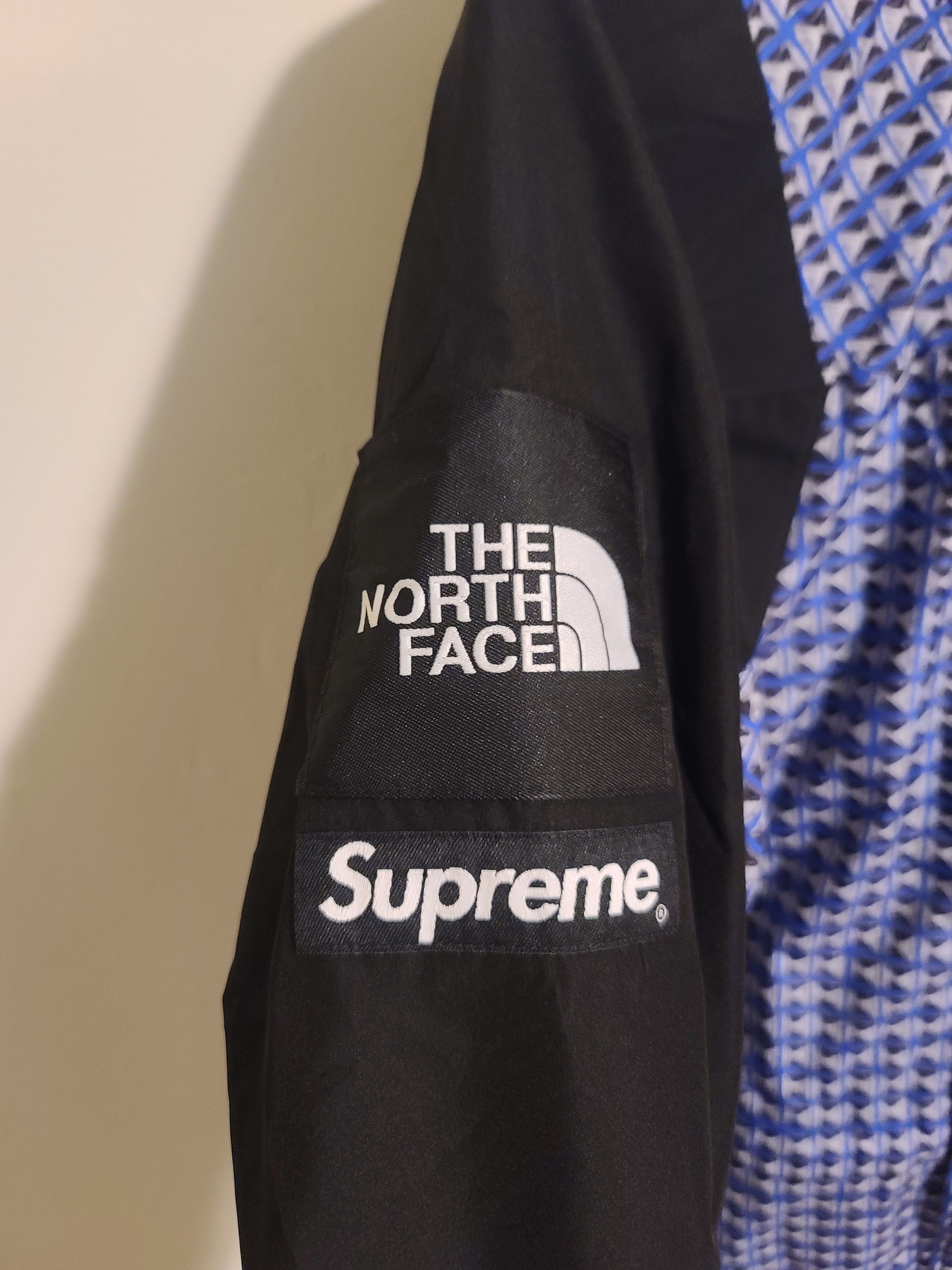 Supreme × The North Face Studded Mountain Jacket Size US L / EU 52-54 / 3 - 4 Thumbnail