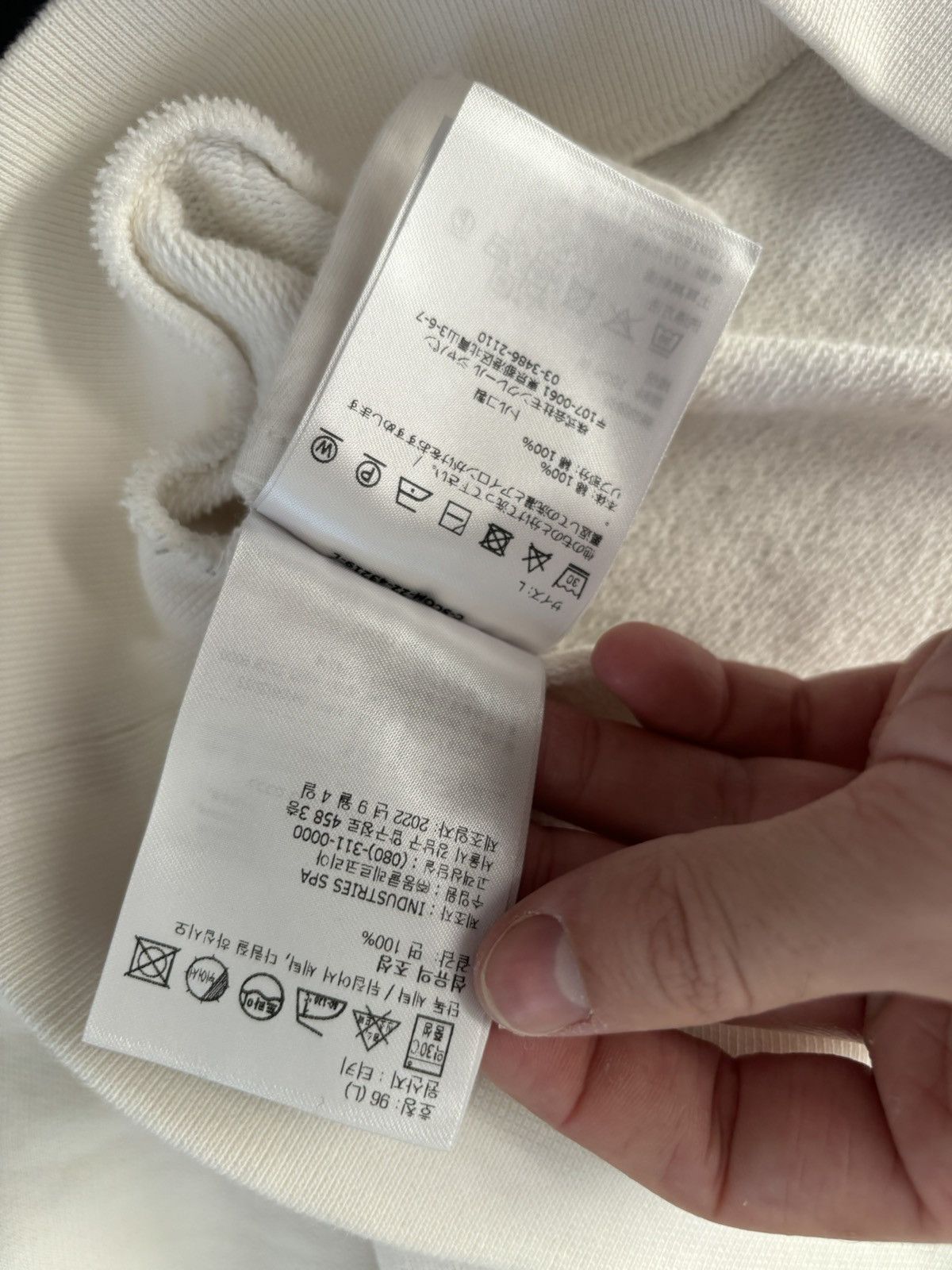 Moncler Moncler White Crewneck Size US L / EU 52-54 / 3 - 6 Thumbnail