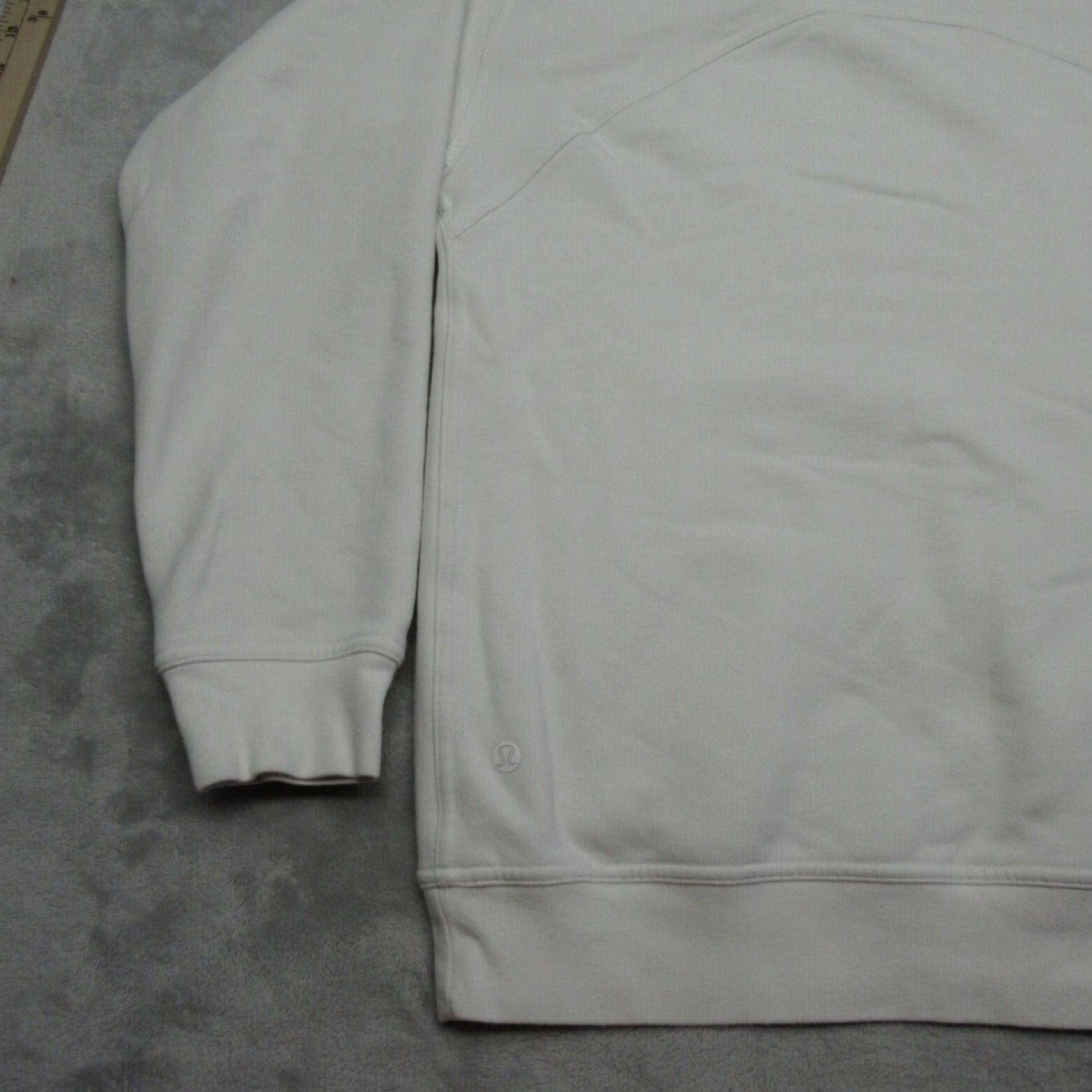 Lululemon VINTAGE: no | Lululemon Hoodie Womens 6 White Pockets Fleece Pullover Sweatshirt Activewear Size M / US 6-8 / IT 42-44 - 7 Thumbnail