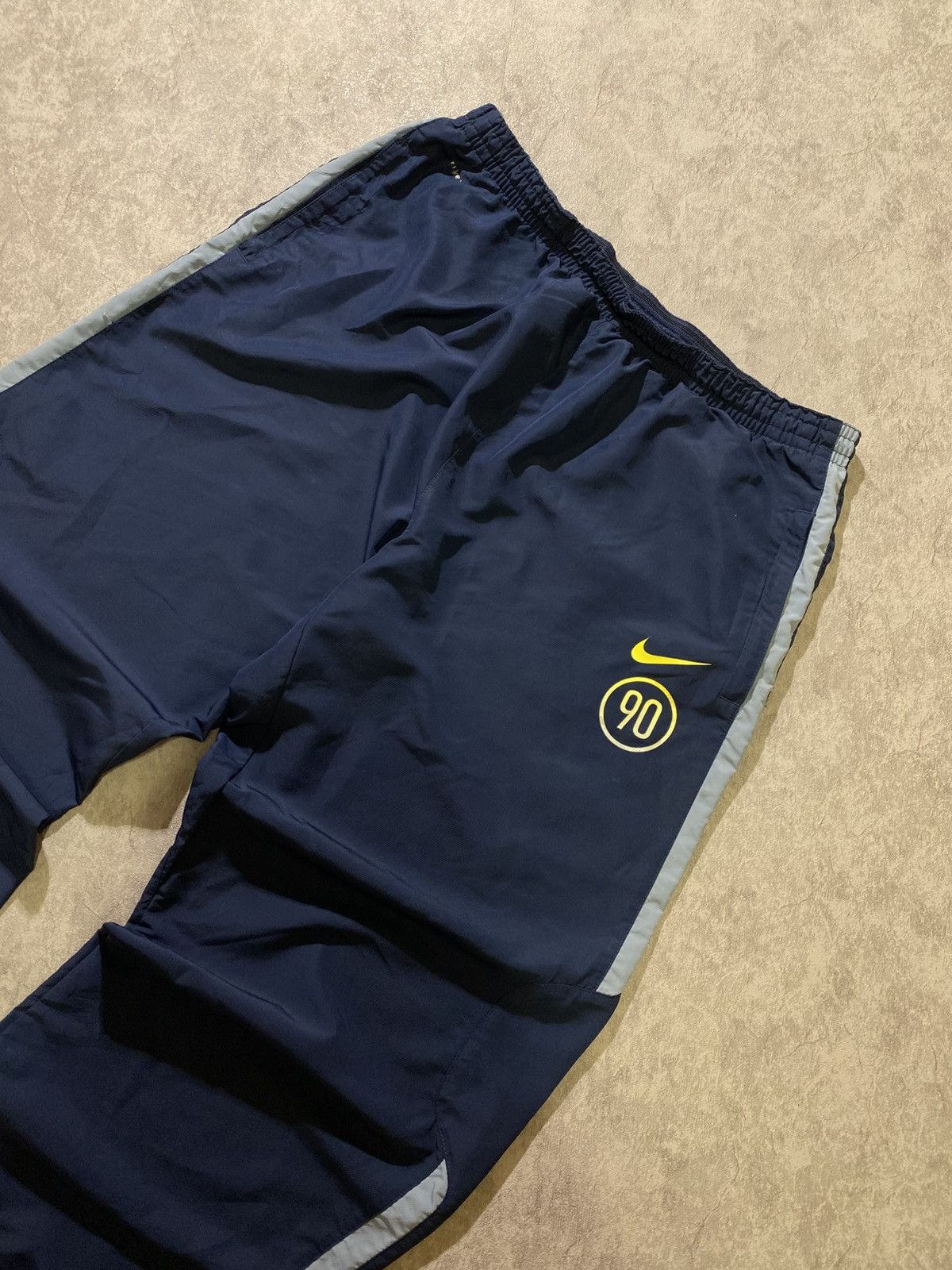 Nike Vintage Nike Navy Blue Track Pants “90” Logo Size US 36 / EU 52 - 6 Thumbnail