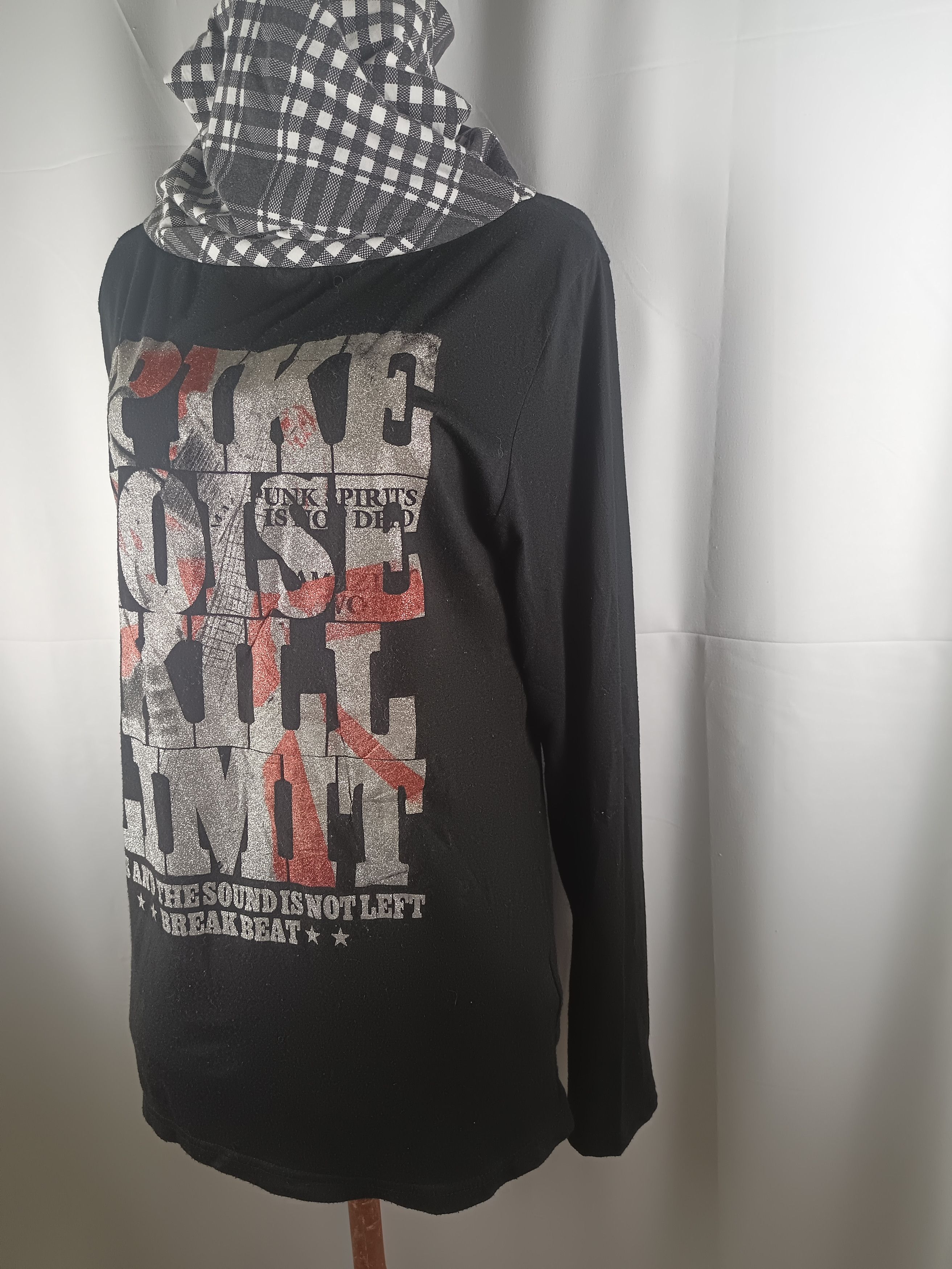 If Six Was Nine × Japanese Brand × Le Grande Bleu (L.G.B.) Oblo Design- Spike Noise Skill Limit Punk Spirit Longslevee Size US L / EU 52-54 / 3 - 2 Thumbnail
