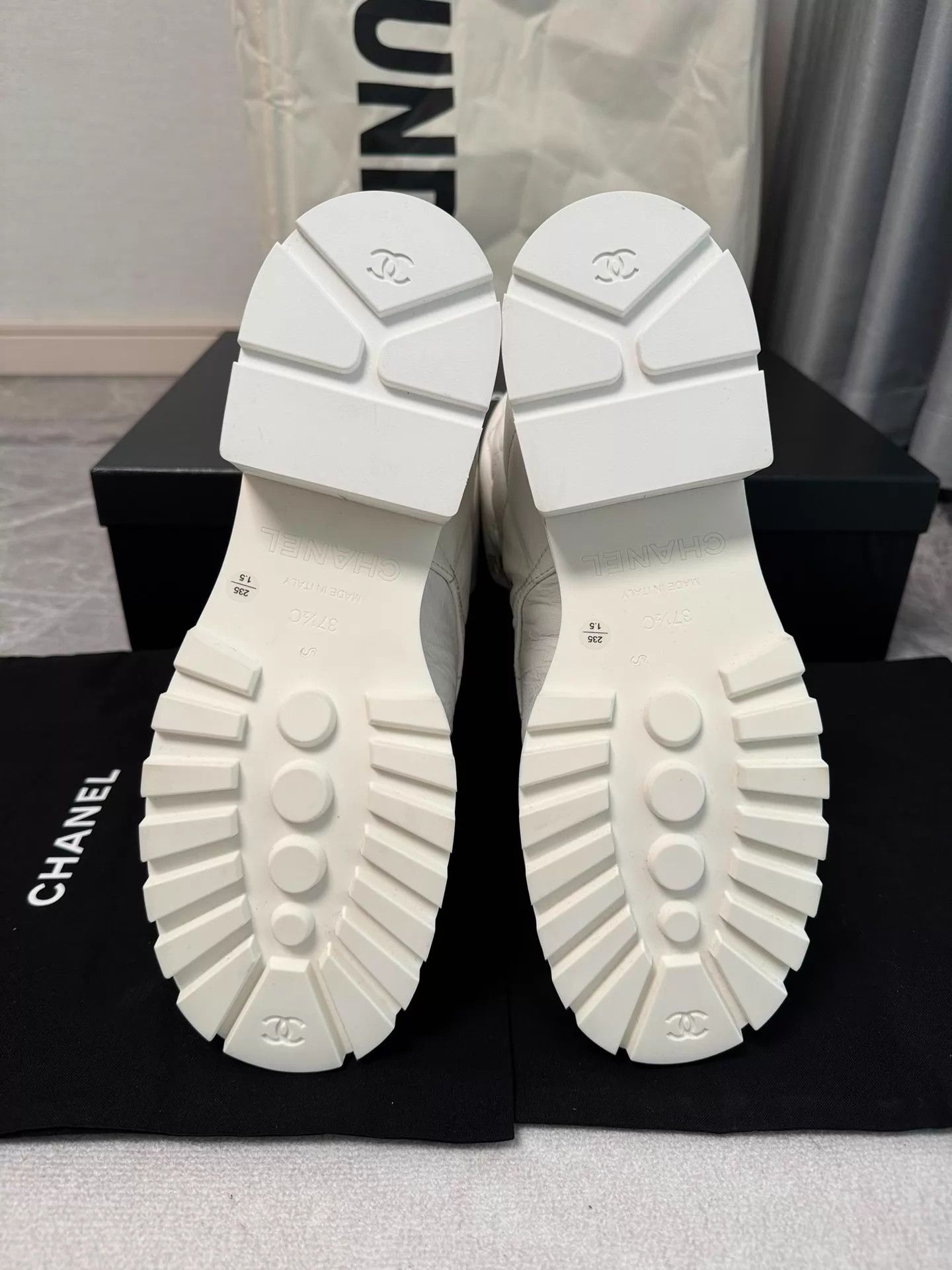 Chanel Chanel Black & White Thick-Soled Martin Boots 37.5 Size US 7 / IT 37 - 5 Thumbnail