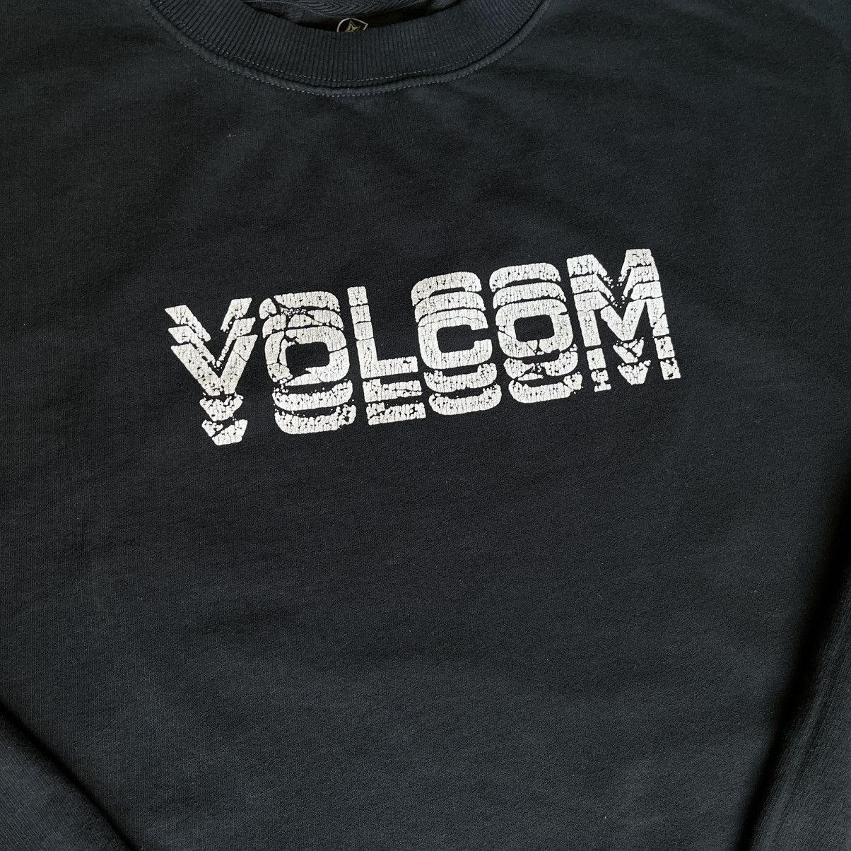 Volcom Vintage Volcom Stacked Logo Skater Logo Crewneck Sweatshirt Size US L / EU 52-54 / 3 - 4 Thumbnail