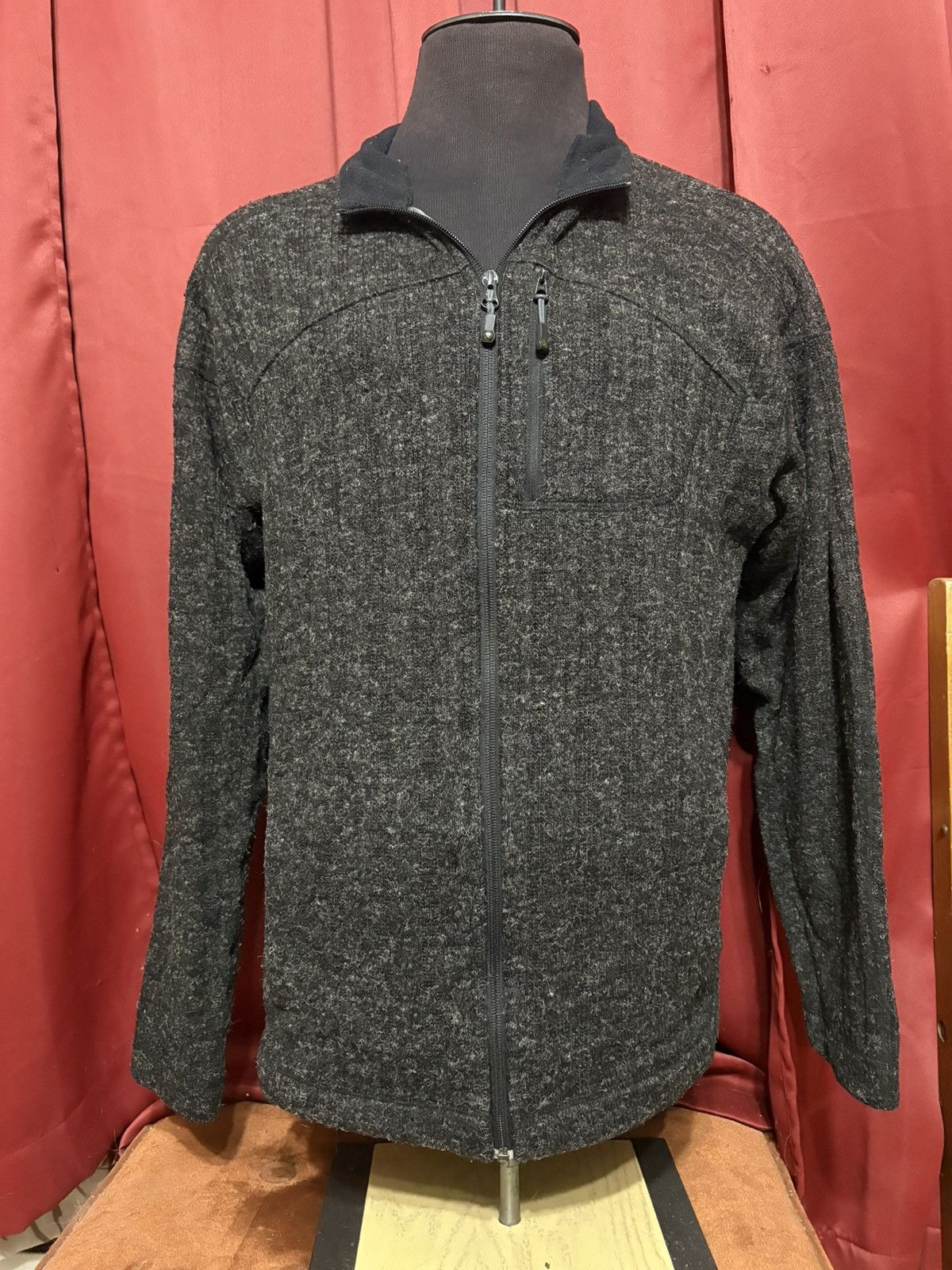 Lululemon Vintage Lululemon Fleece Jacket Zip Up Ribbed Outer Wear Size US XL / EU 56 / 4 - 1 Thumbnail