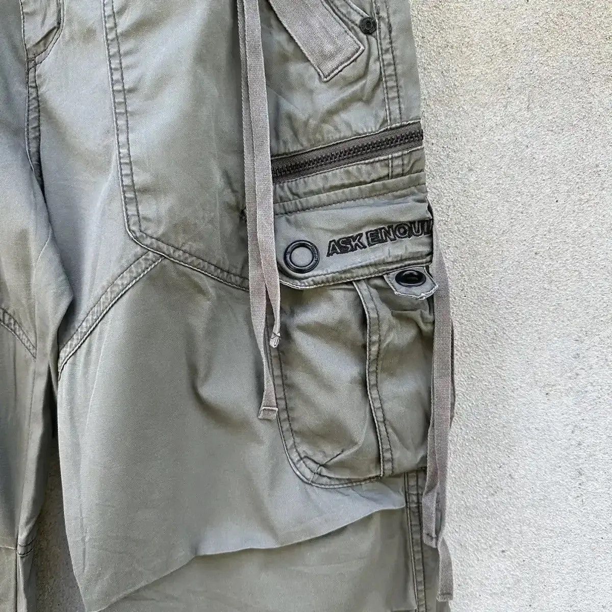 Le Grande Bleu (L.G.B.) RARE‼️ASK EQUIRED BONDAGE PUNK TROUSERS MULTIPOCKET CARGO Size US 30 / EU 46 - 6 Thumbnail
