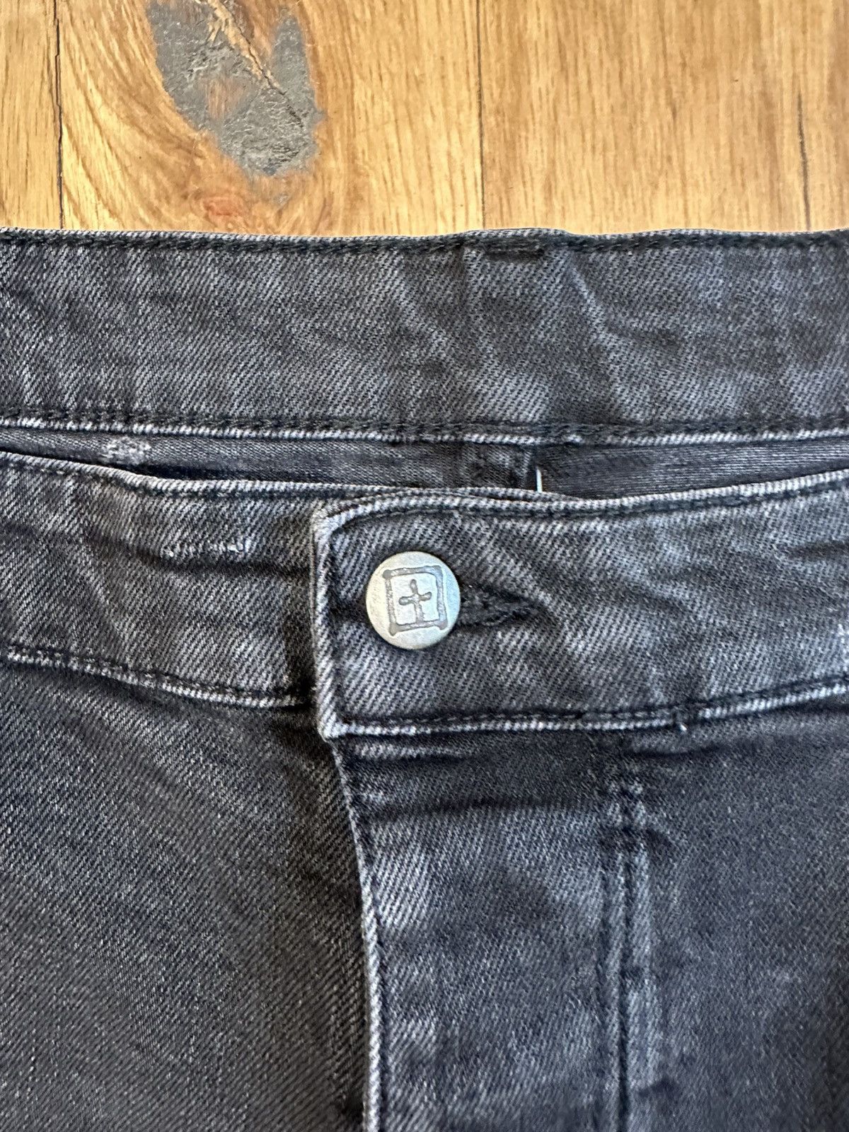 Ksubi Ksubi Knee Patch Gray Denim Jeans Size 40 Size US 40 / EU 56 - 3 Thumbnail